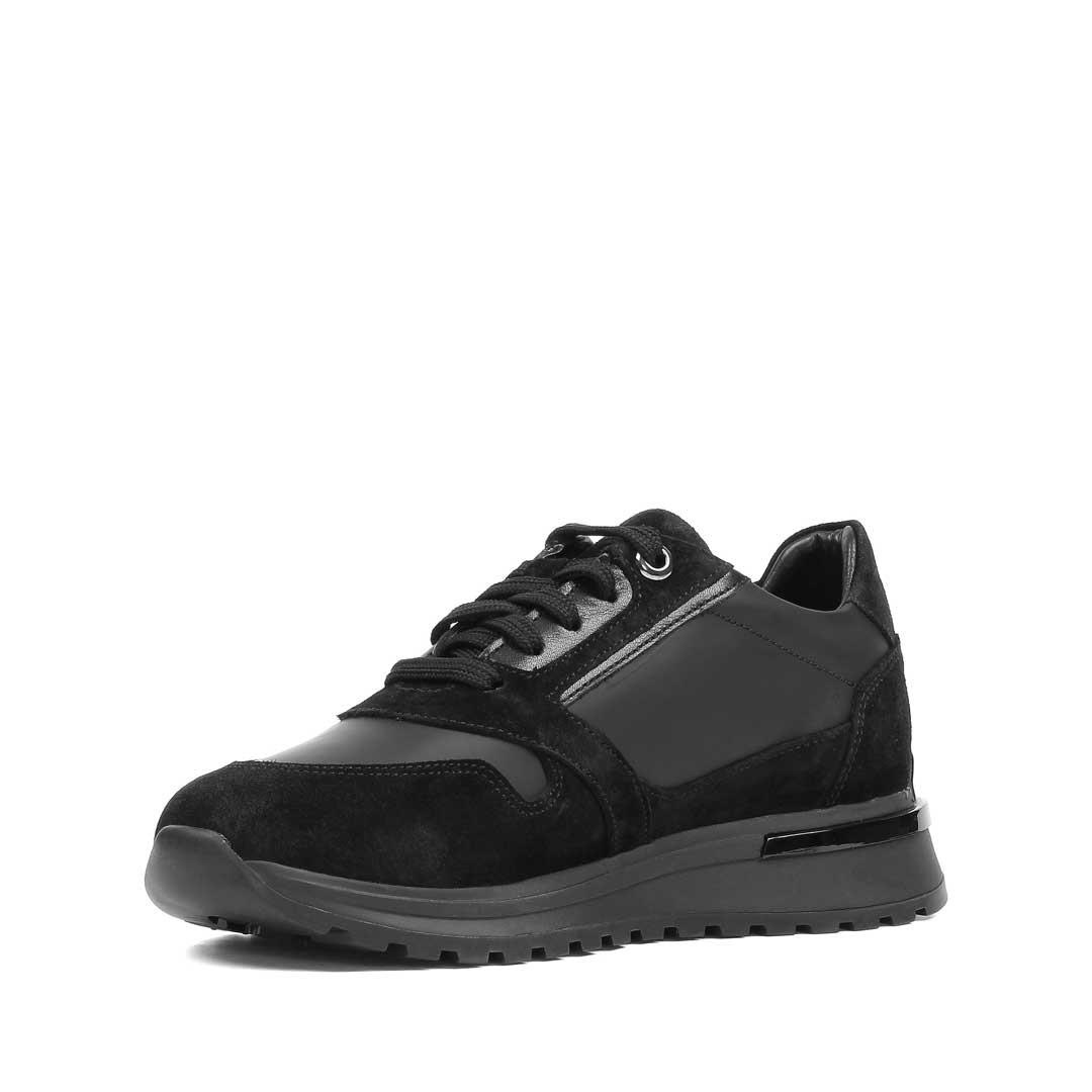 Celal Gültekin Kadın Siyah Bağcıklı Kalın Tabanlı Süet Deri Sneaker