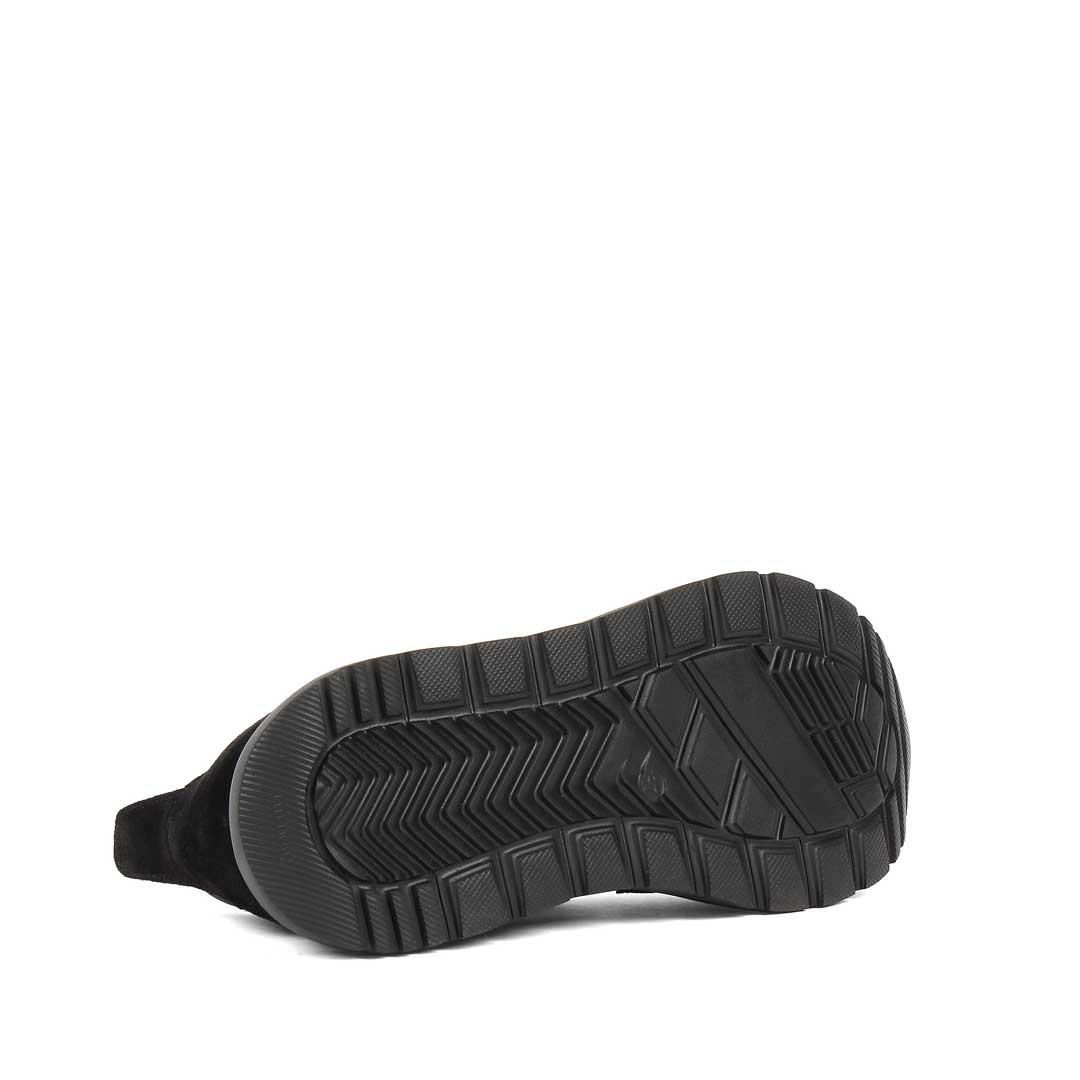 Celal Gültekin Kadın Siyah Bağcıklı Kalın Tabanlı Süet Deri Sneaker