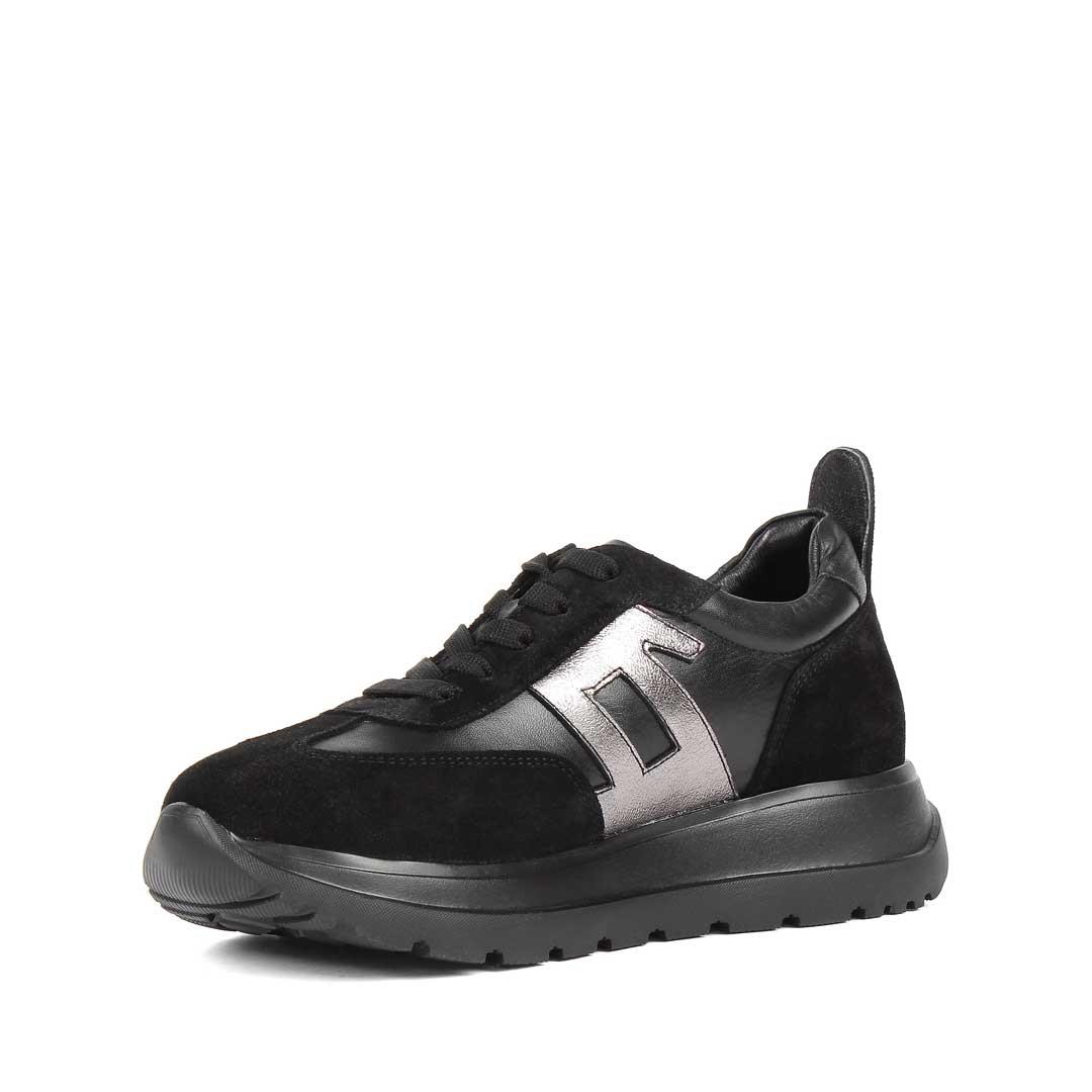 Celal Gültekin Kadın Siyah Bağcıklı Kalın Tabanlı Süet Deri Sneaker
