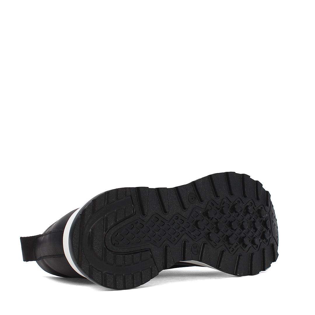 Celal Gültekin Kadın Siyah Bağcıklı Kalın Tabanlı Süet Deri Sneaker
