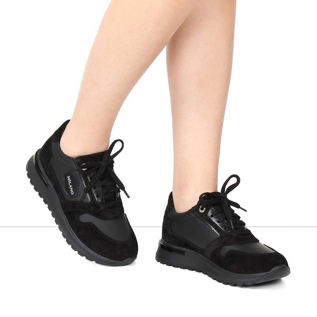 Celal Gültekin Kadın Siyah Bağcıklı Kalın Tabanlı Süet Deri Sneaker