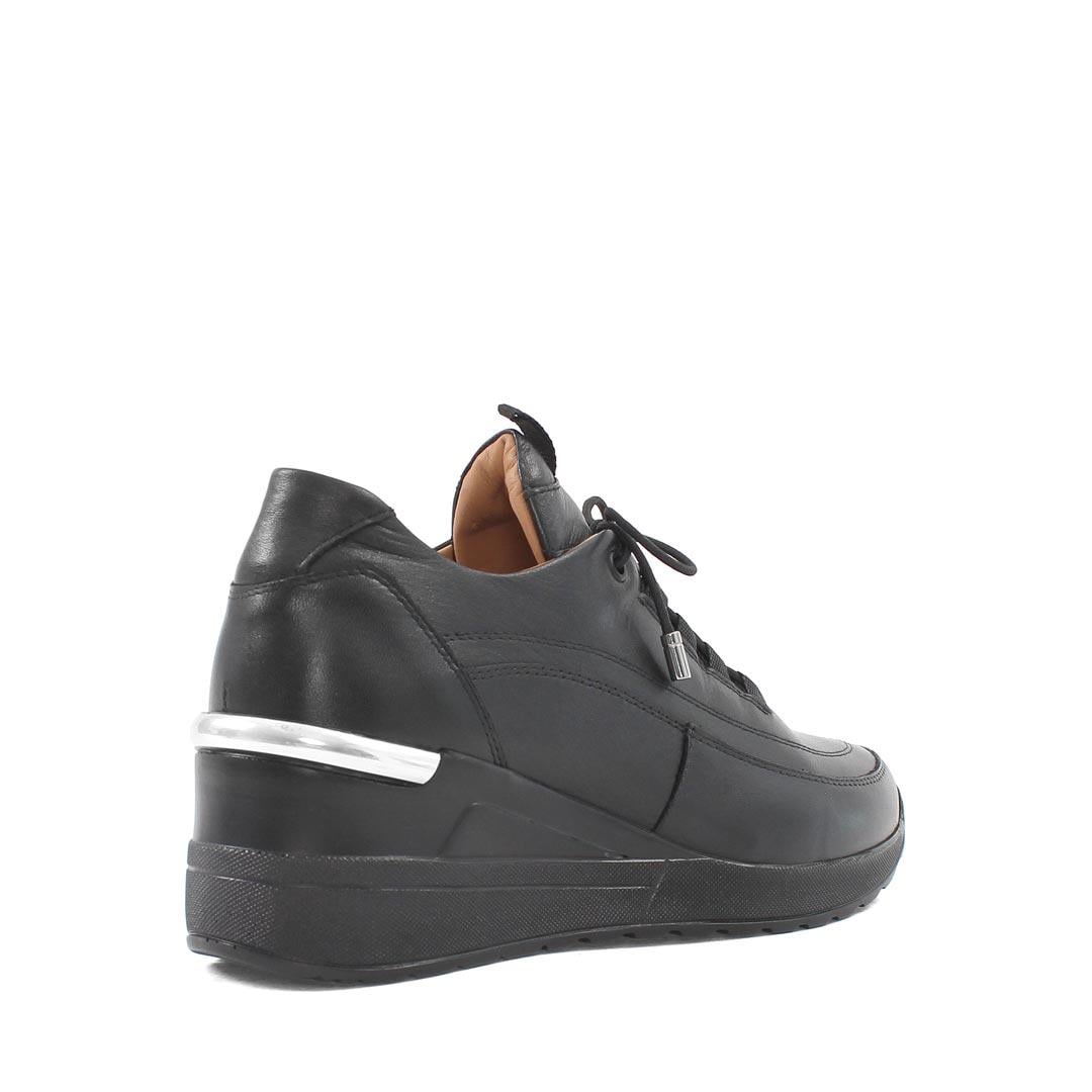 Celal Gültekin Kadın Siyah Dolgu Topuklu Deri Sneaker