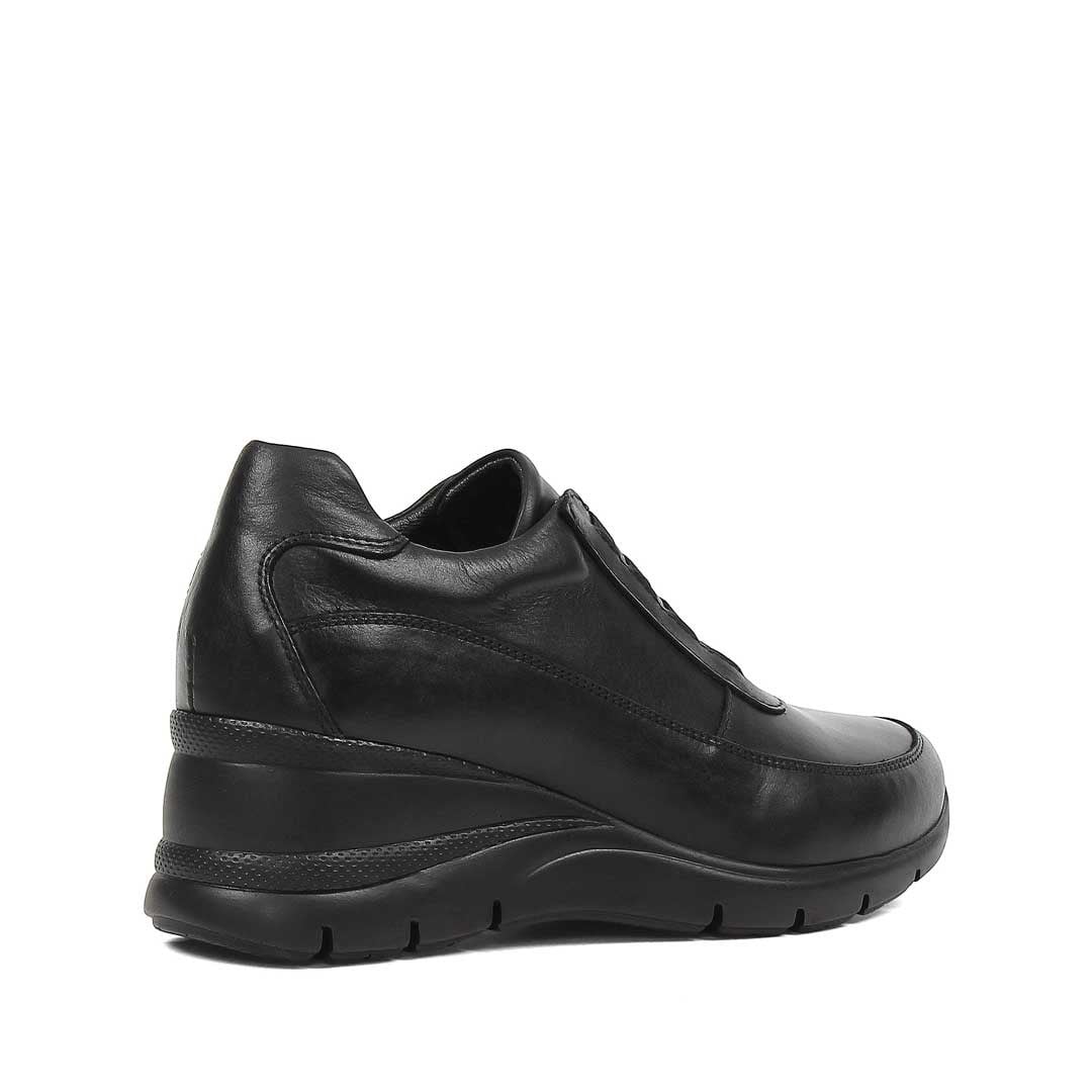 Celal Gültekin Kadın Siyah Dolgu Topuklu Deri Sneaker