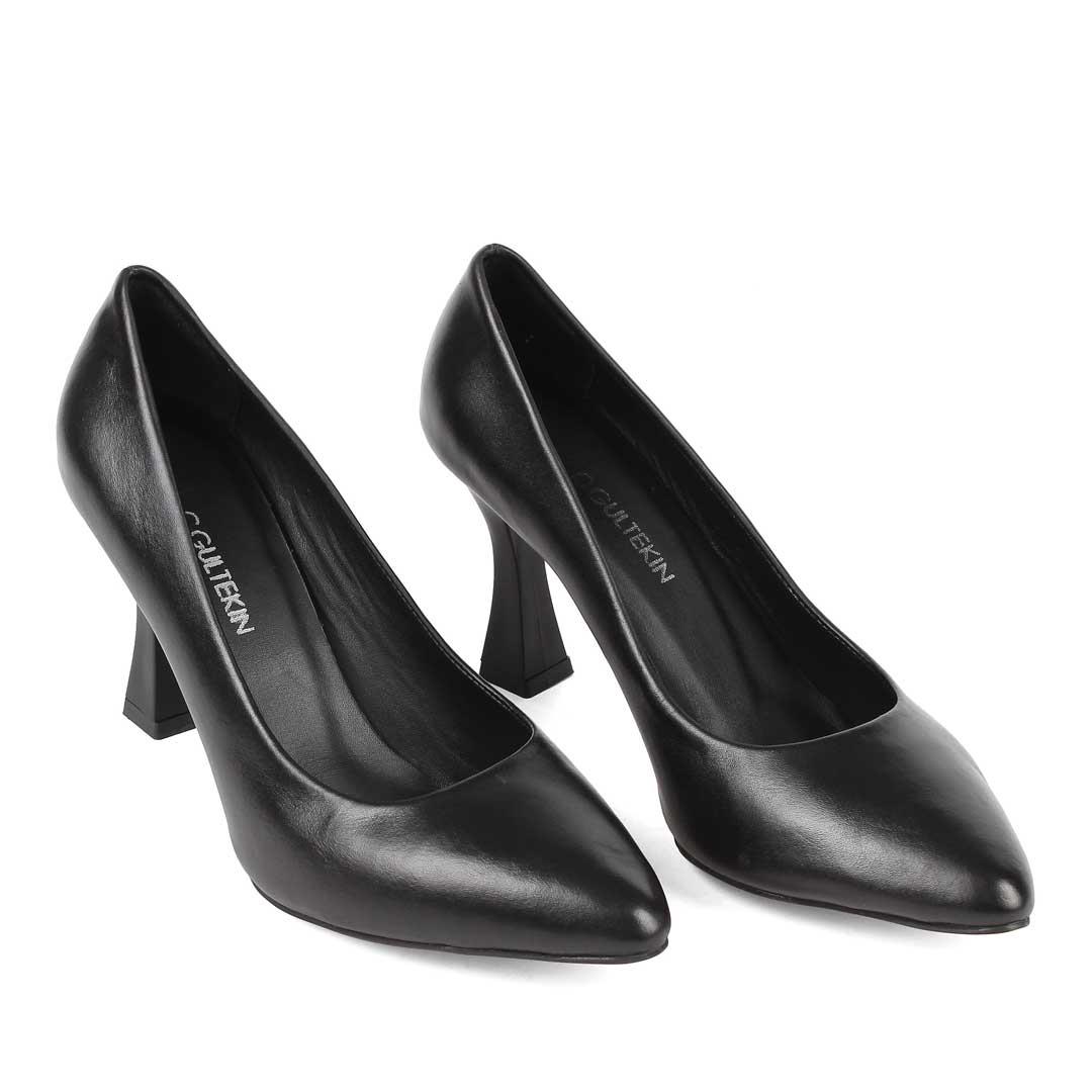 Celal Gültekin Kadın Siyah İnce Topuklu Deri Stiletto