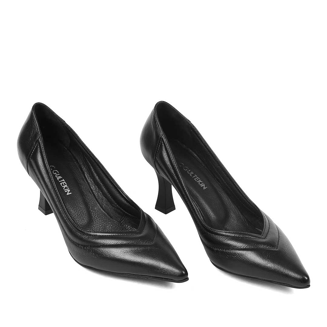 Celal Gültekin Kadın Siyah İnce Topuklu Deri Stiletto