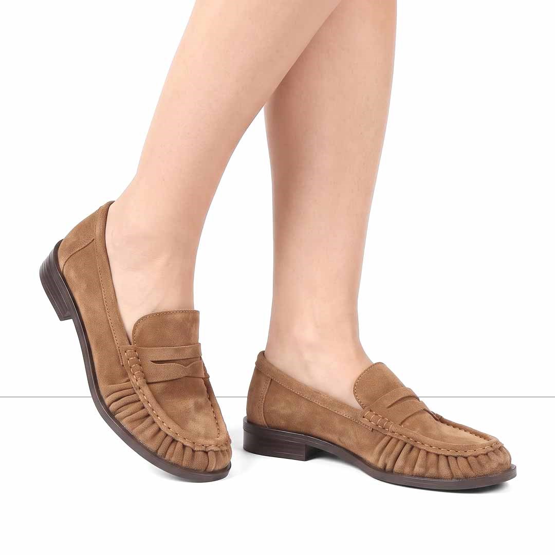 Celal Gültekin Kadın Taba Süet Deri Loafer