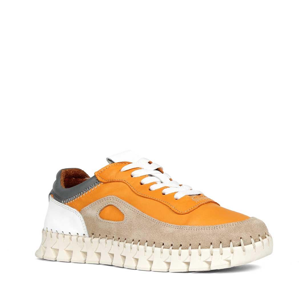 Celal Gültekin Kadın Turuncu Bağcıklı Kalın Tabanlı Kum Süet Deri Sneaker