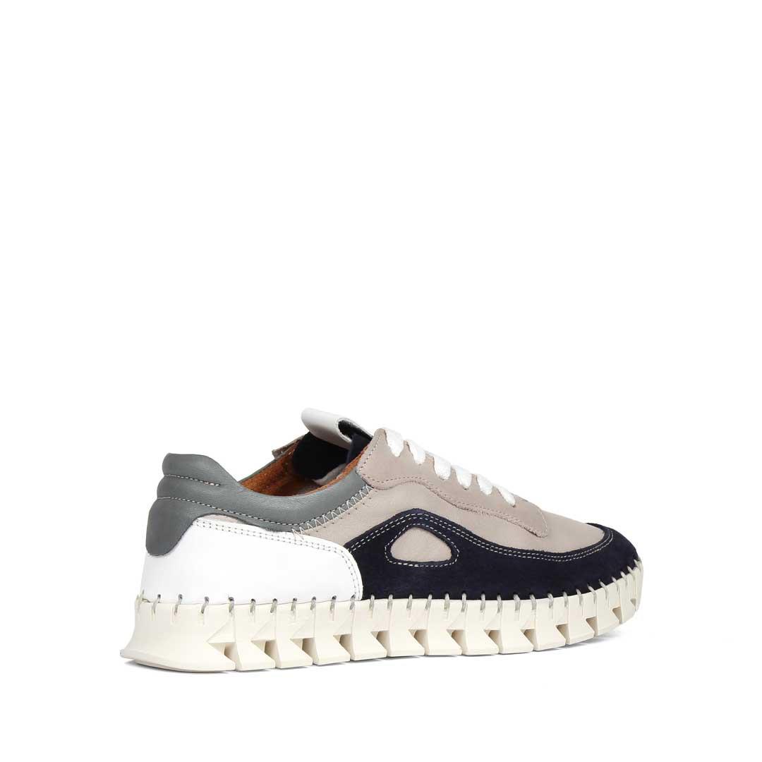 Celal Gültekin Kadın Vizon Bağcıklı Kalın Tabanlı Lacivert Süet Deri Sneaker