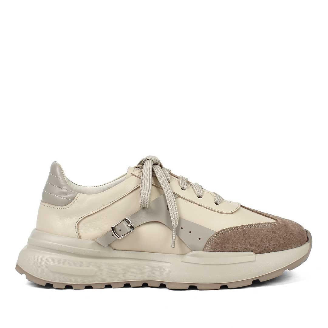 Celal Gültekin Kadın Vizon Bağcıklı Kalın Tabanlı Süet Deri Sneaker