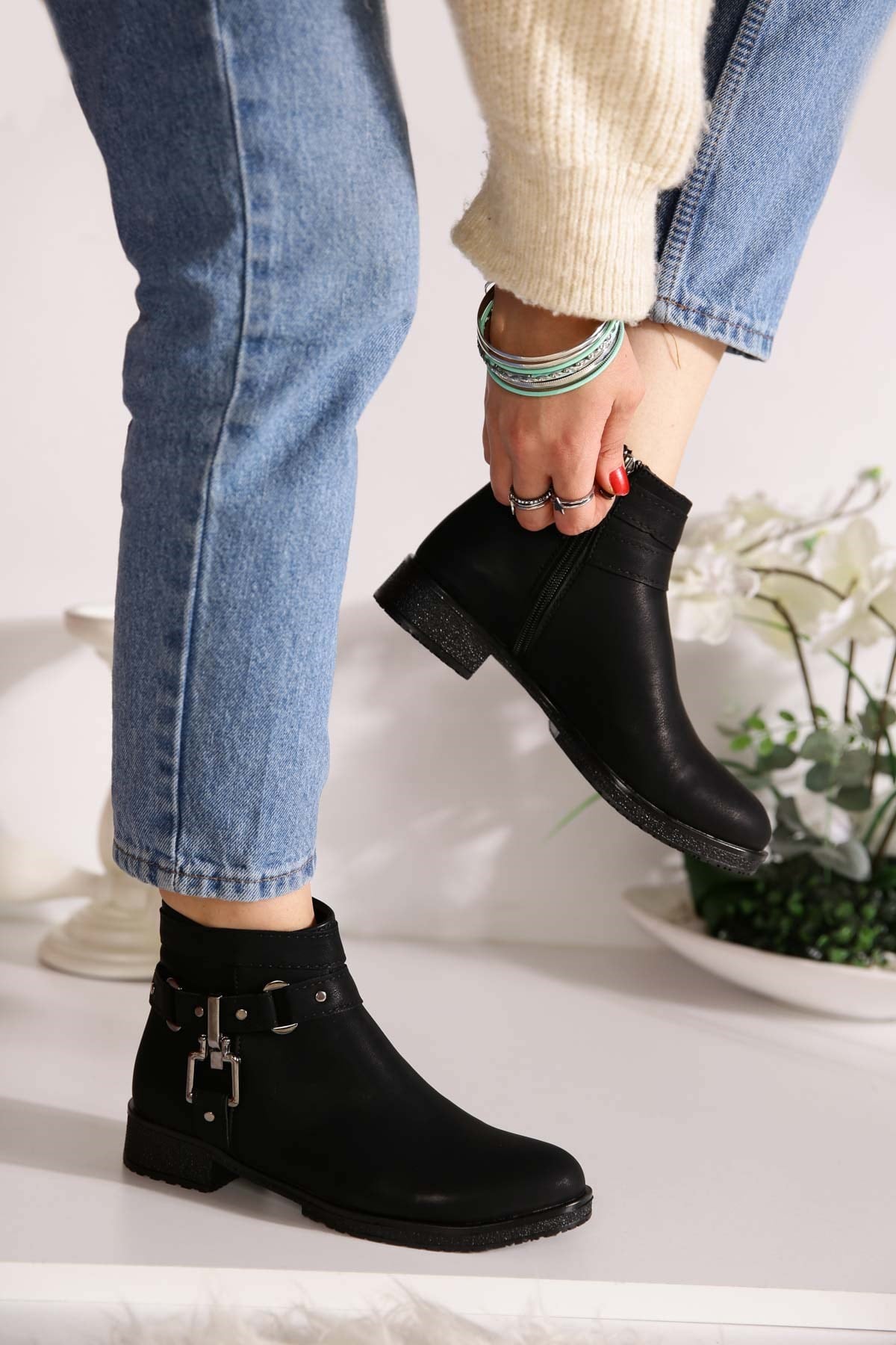 Bayan Bot - 2281 SİYAH KÖMÜR