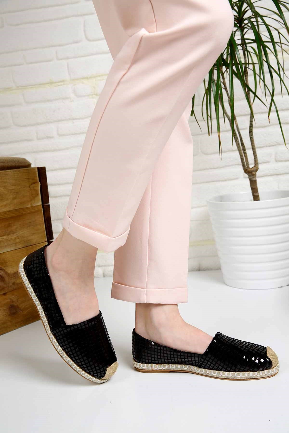 Bayan Parlak Kare Desen Espadril 7121 SİYAH KARE