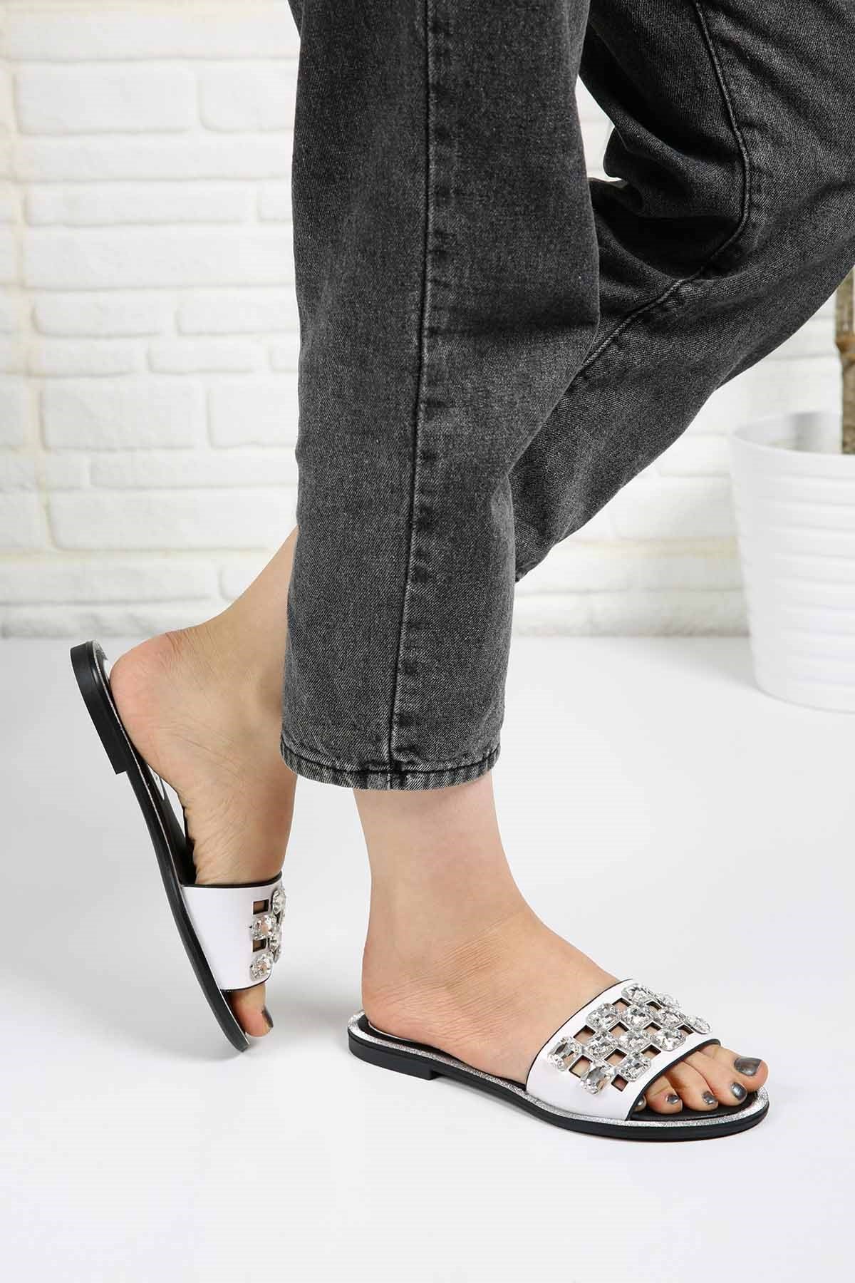 Bayan Terlik - R1048 BEYAZ