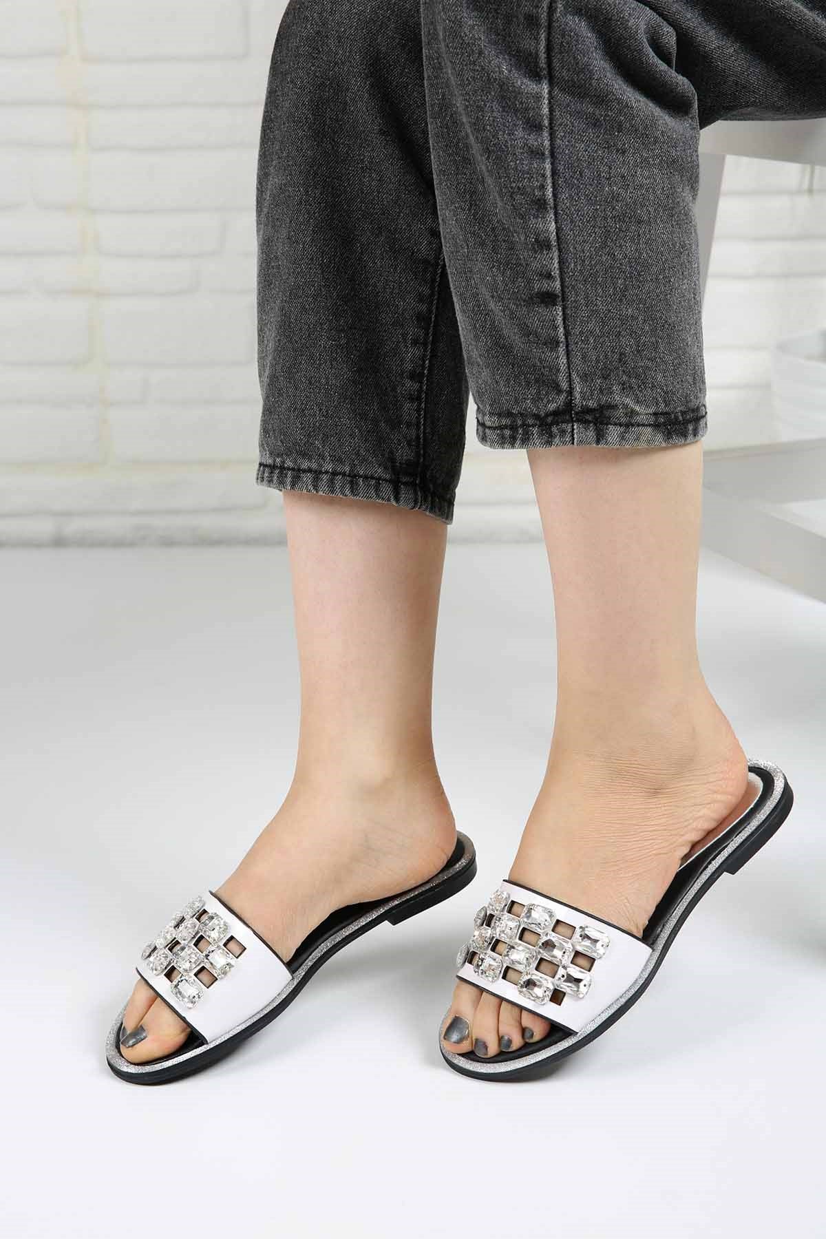 Bayan Terlik - R1048 BEYAZ