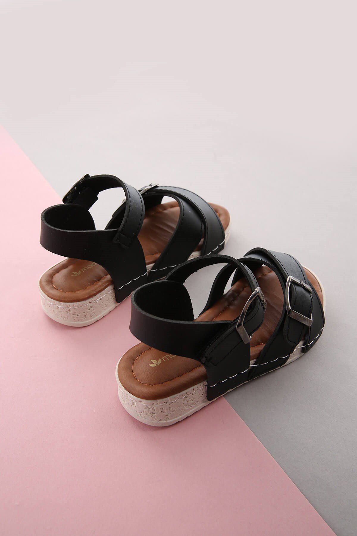 Çocuk Çapraz Bantlı Sandalet 26-29 SİYAH