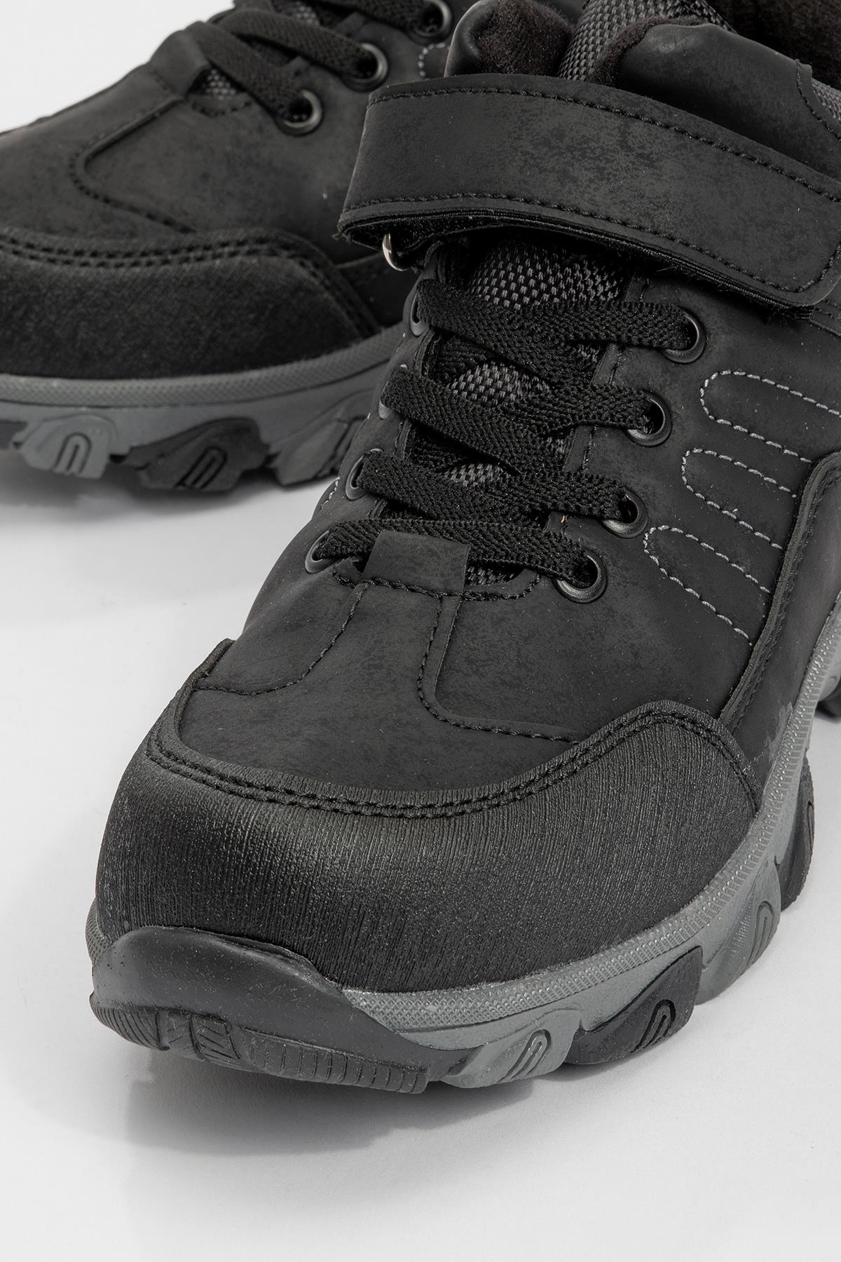 Çocuk Trekking Bot 31-35 SİYAH