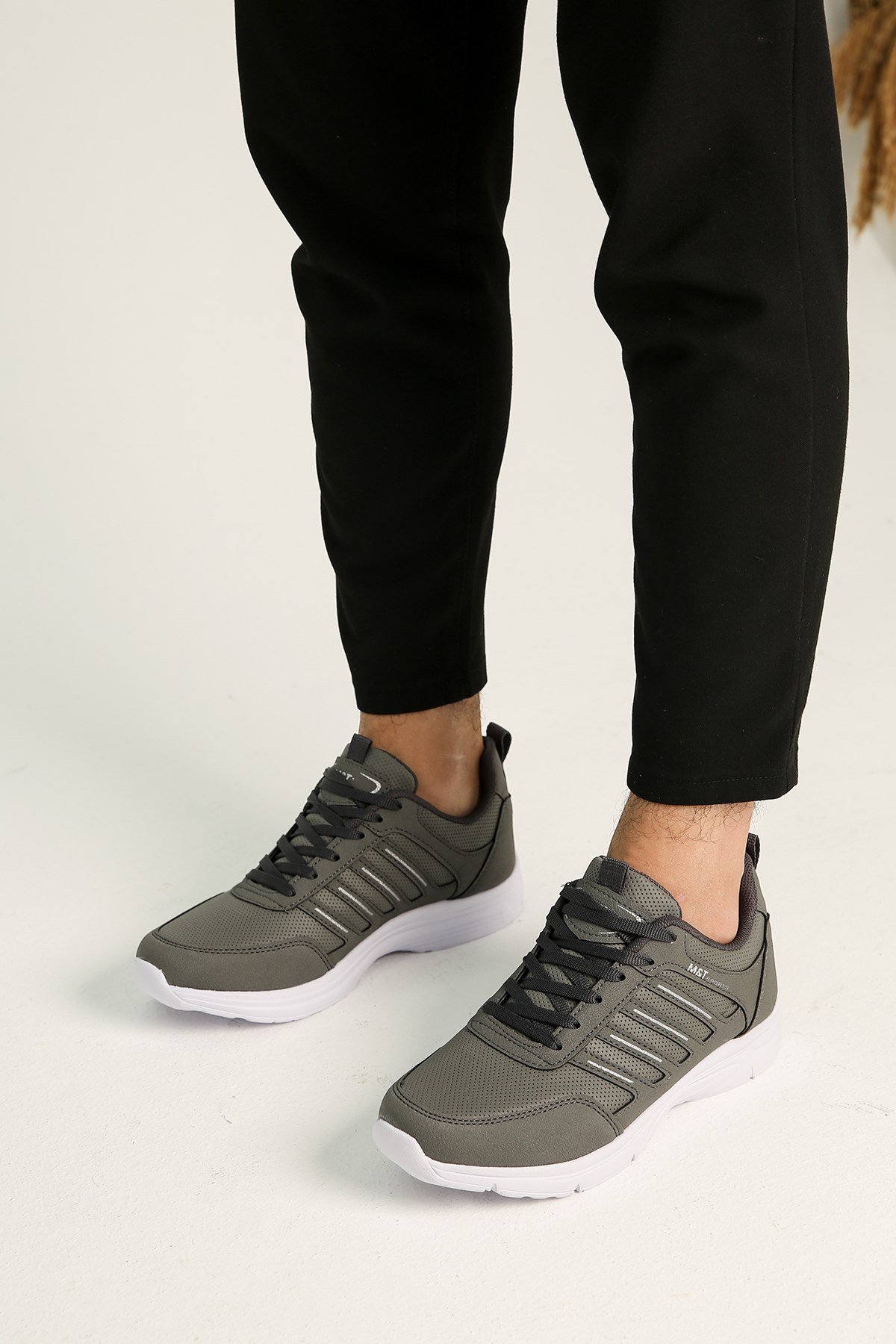 Erkek Bağcıklı Cilt Spor Ayakkabı FÜME BEYAZ