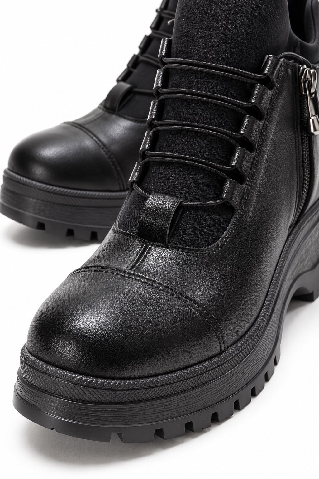 Kadın Bağcıklı Bot SİYAH KIRIŞIK