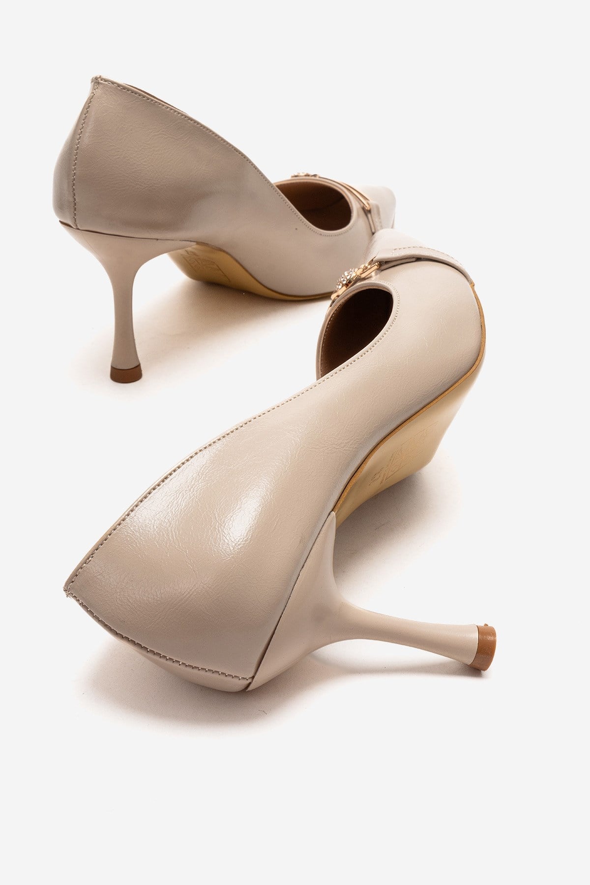 Kadın İnci Taşlı Sivri Burunlu Stiletto Ayakkabı TEN KIRIŞIK