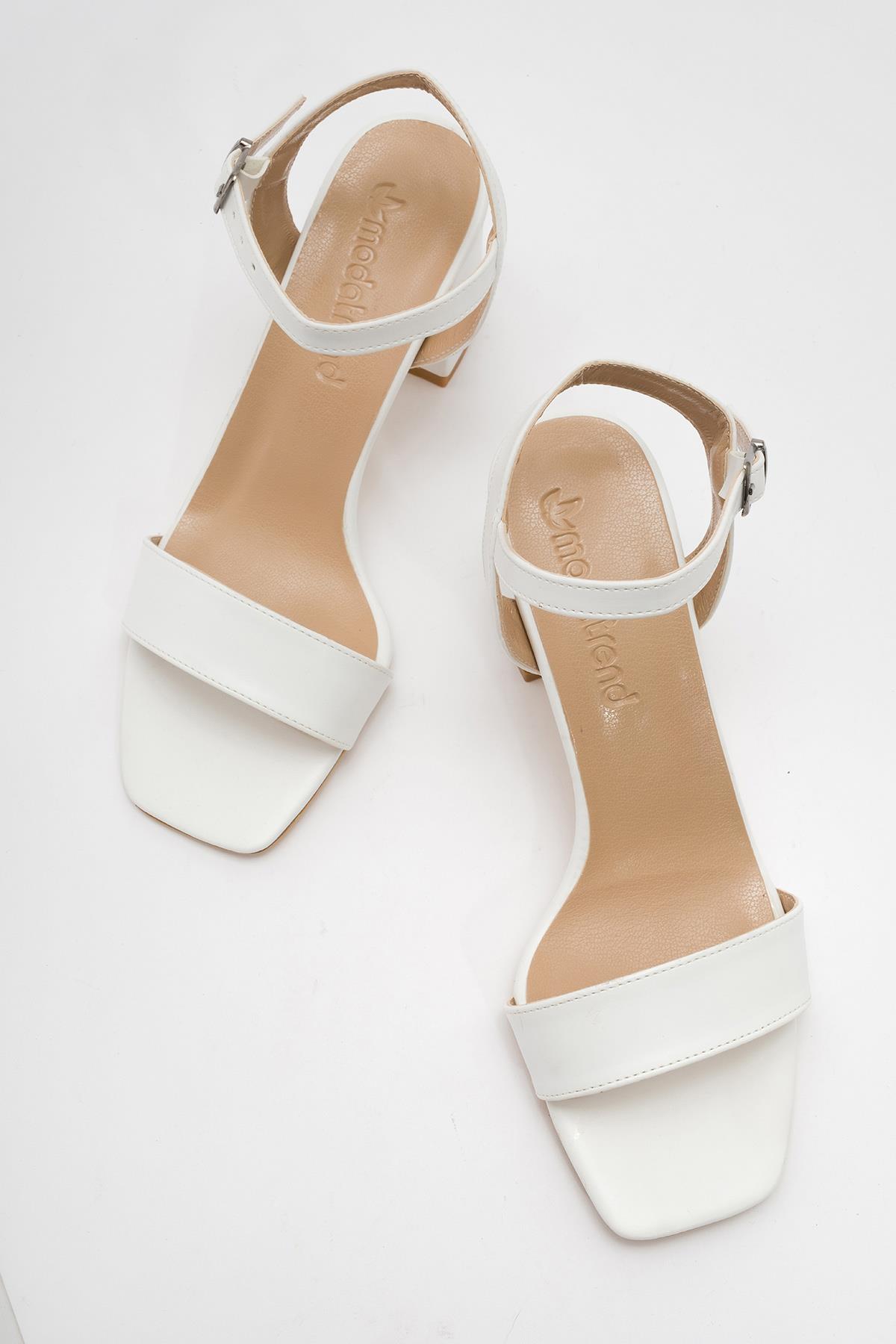 Kadın Sivri Burunlu Stiletto BEYAZ CİLT