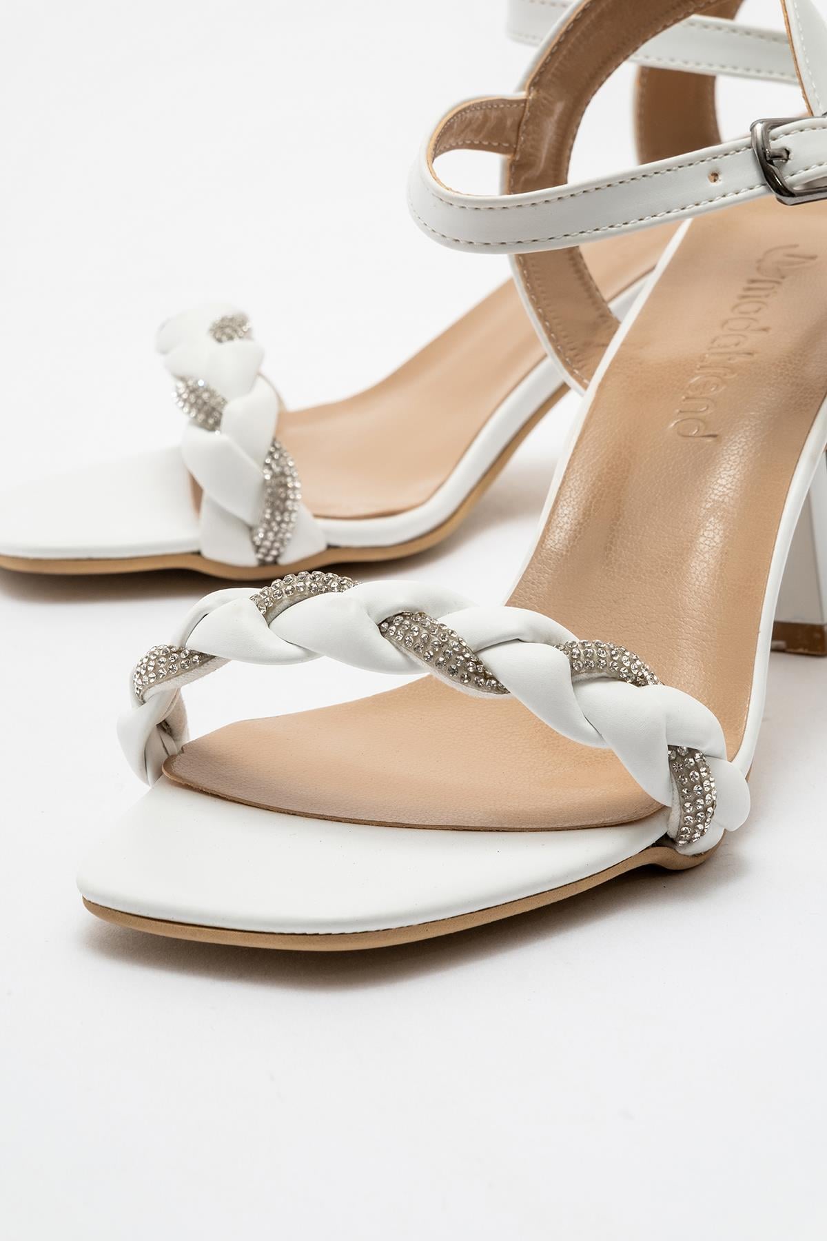 Kadın Sivri Burunlu Stiletto BEYAZ CİLT
