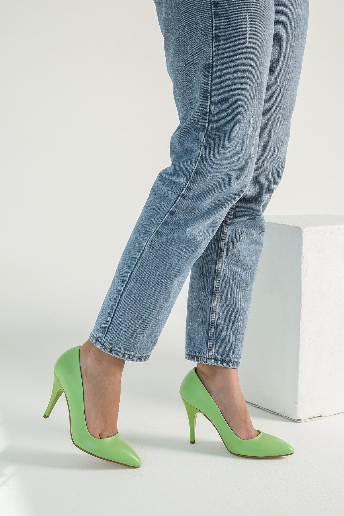 Kadın Sivri Burunlu Stiletto FISTIK YEŞİLİ CİLT