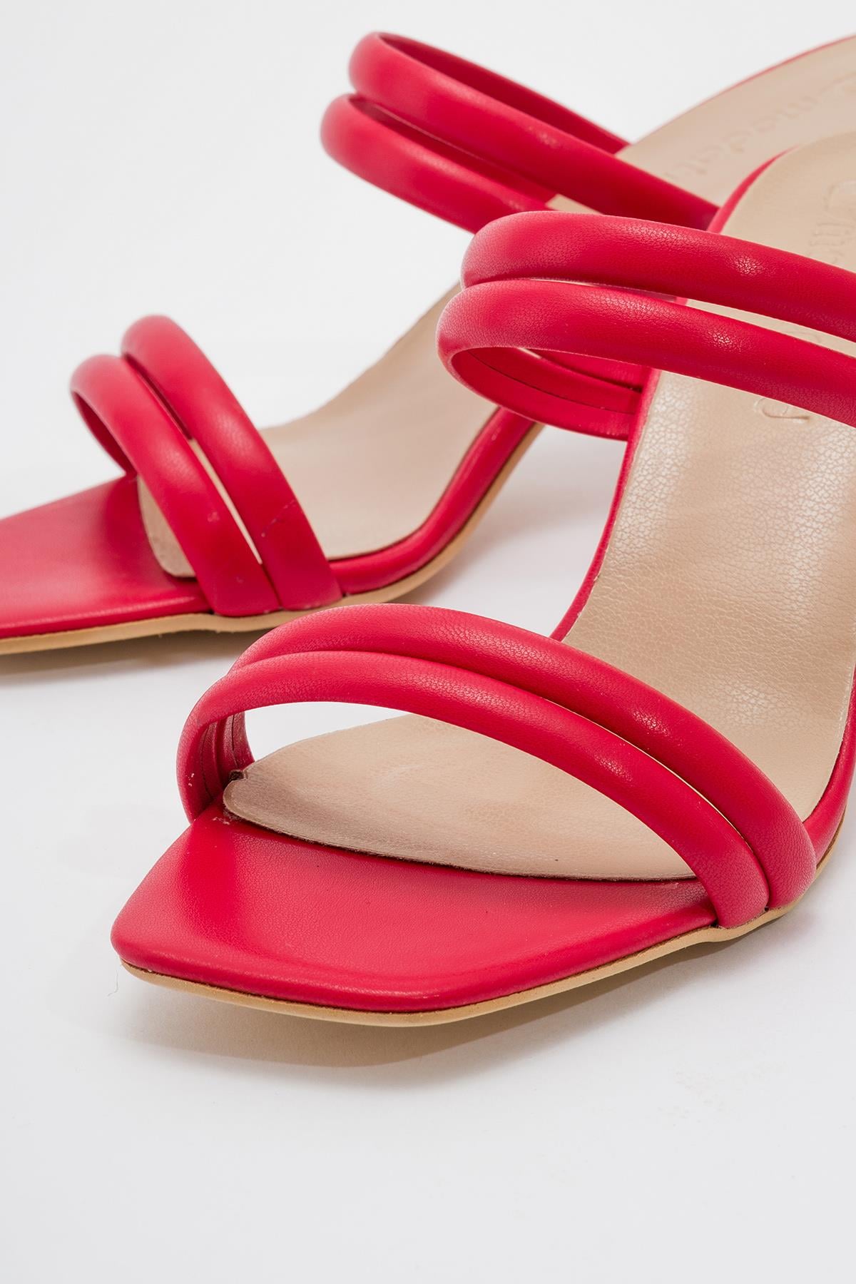 Kadın Sivri Burunlu Stiletto KIRMIZI CİLT