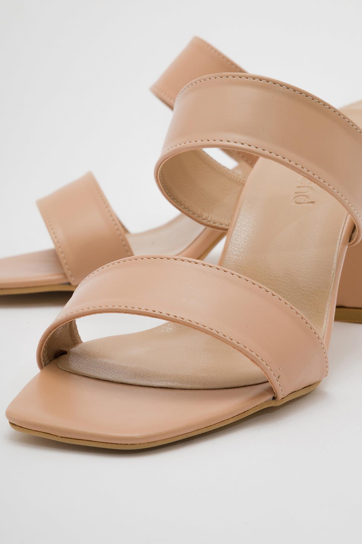 Kadın Sivri Burunlu Stiletto NUDE CİLT