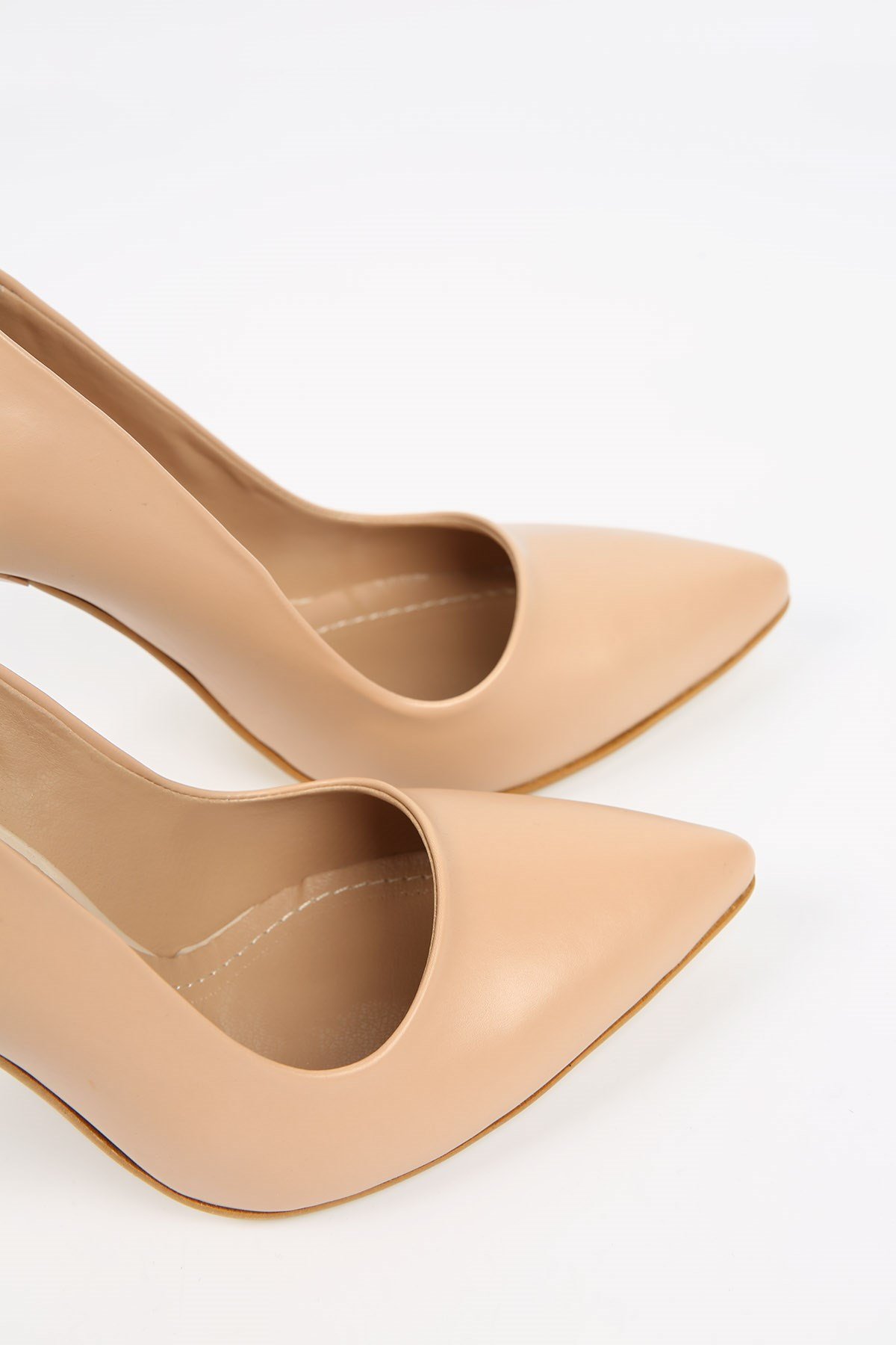 Kadın Sivri Burunlu Stiletto NUDE CİLT
