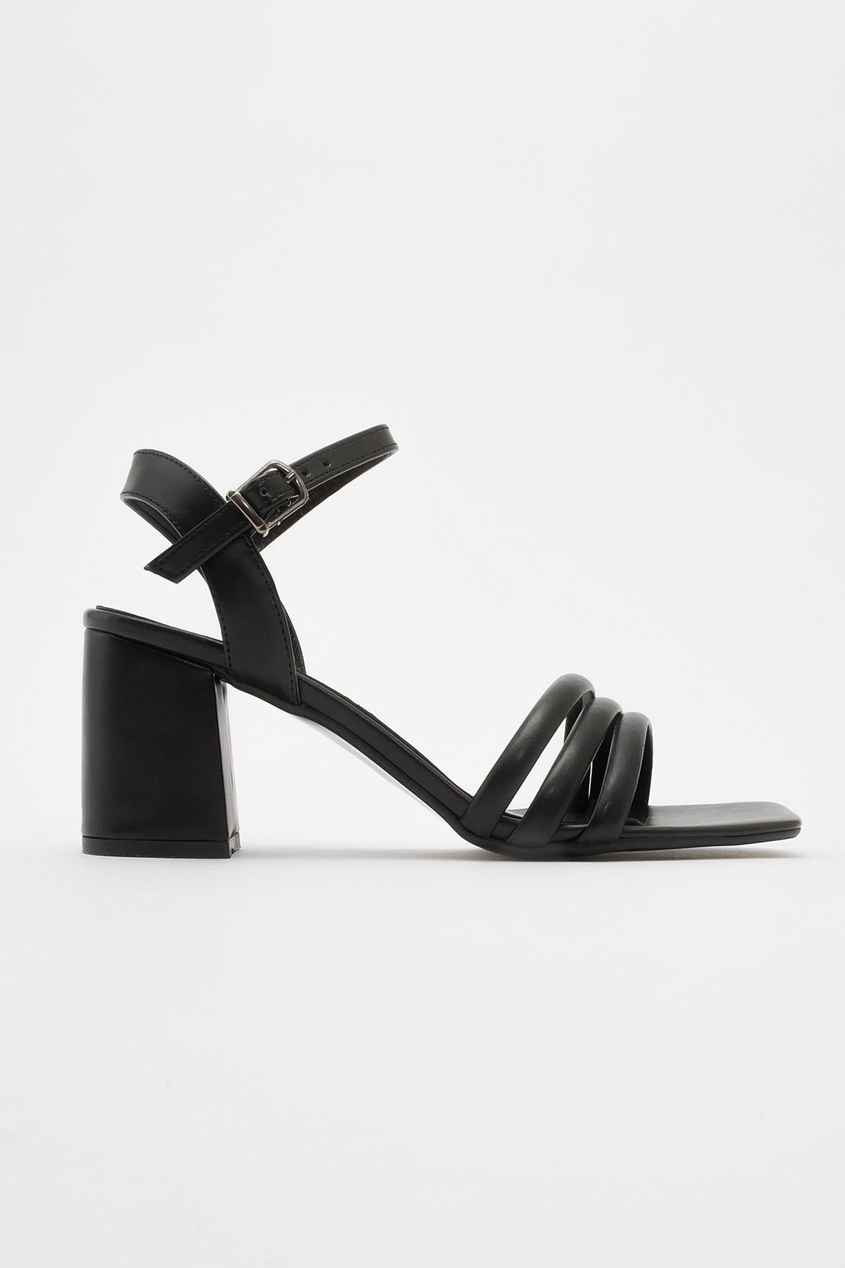 Kadın Sivri Burunlu Stiletto SİYAH CİLT