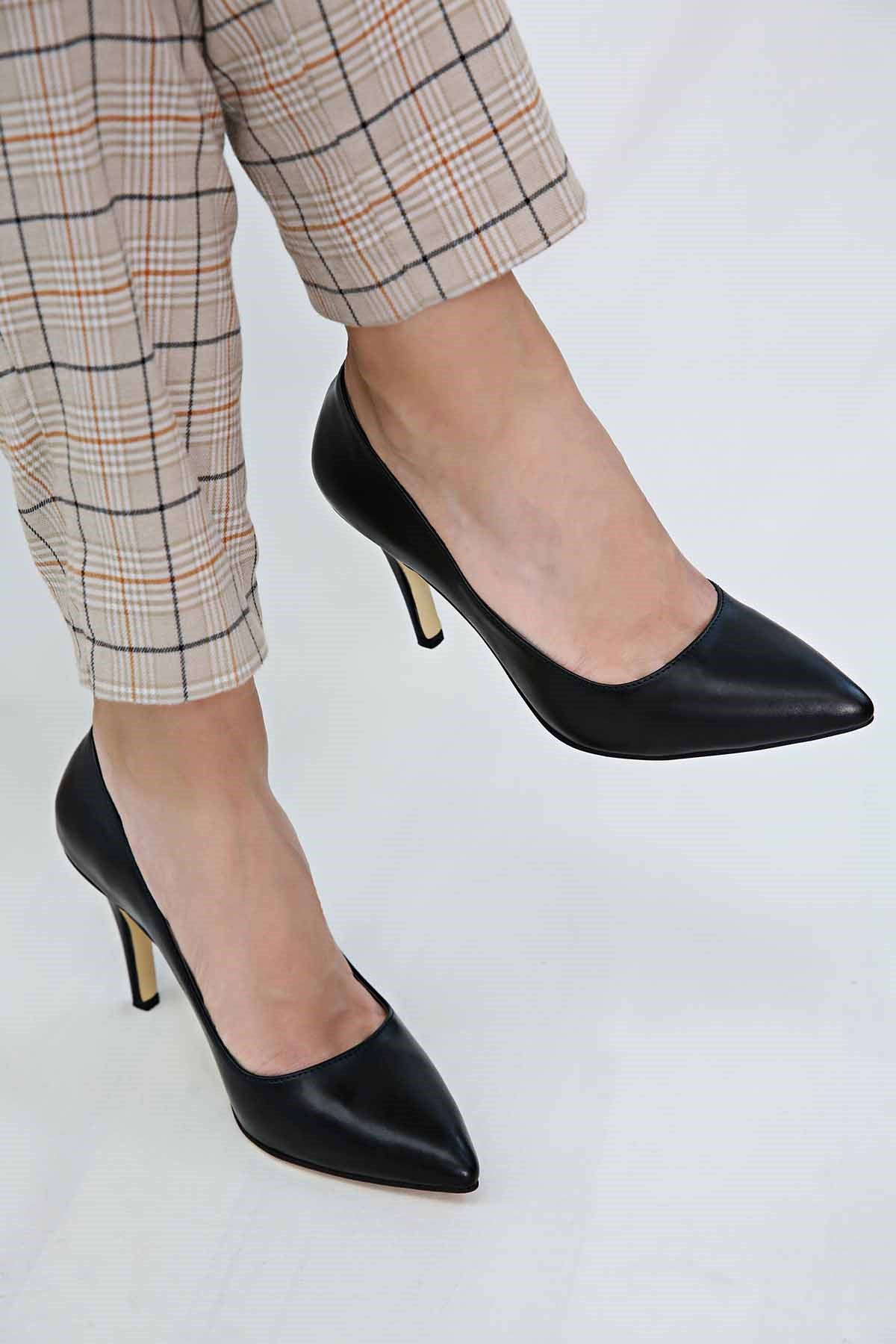 Kadın Sivri Burunlu Stiletto SİYAH CİLT