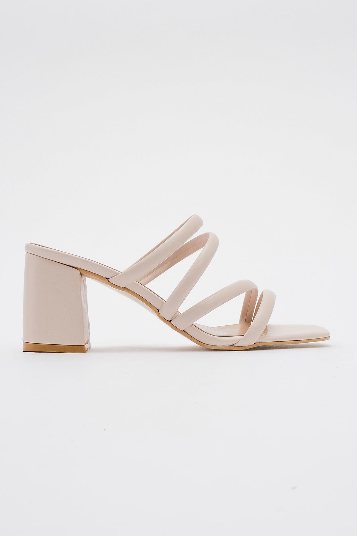 Kadın Sivri Burunlu Stiletto TEN CİLT