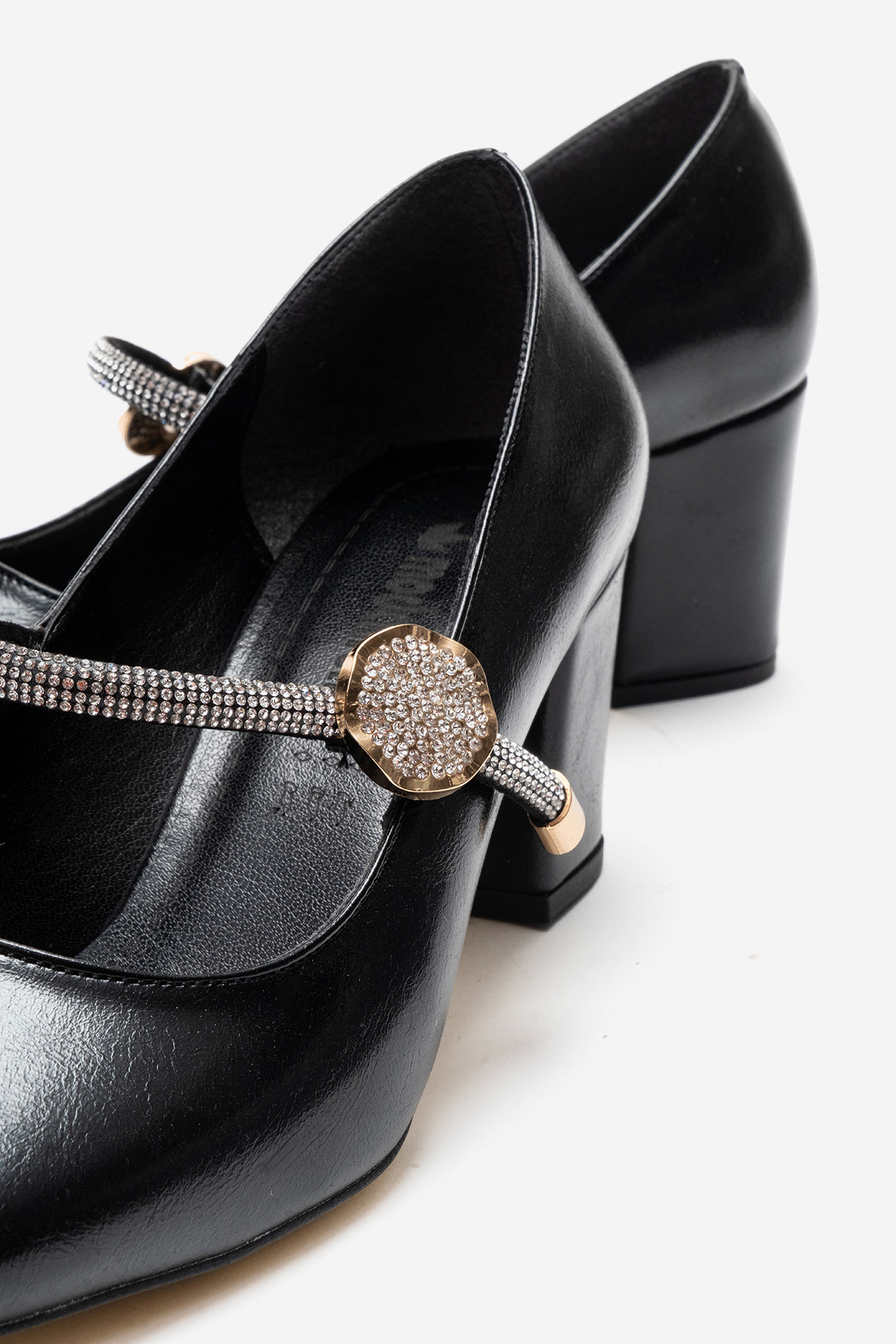 KadınTaşlı Biyeli Küt Burunlu Stiletto Ayakkabı SİYAH KIRIŞIK