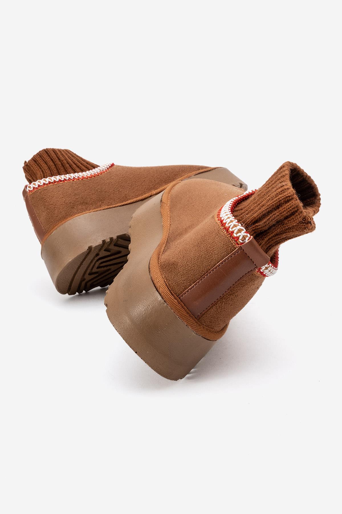 Kalın Tabanlı Mini Çoraplı Bot TABA