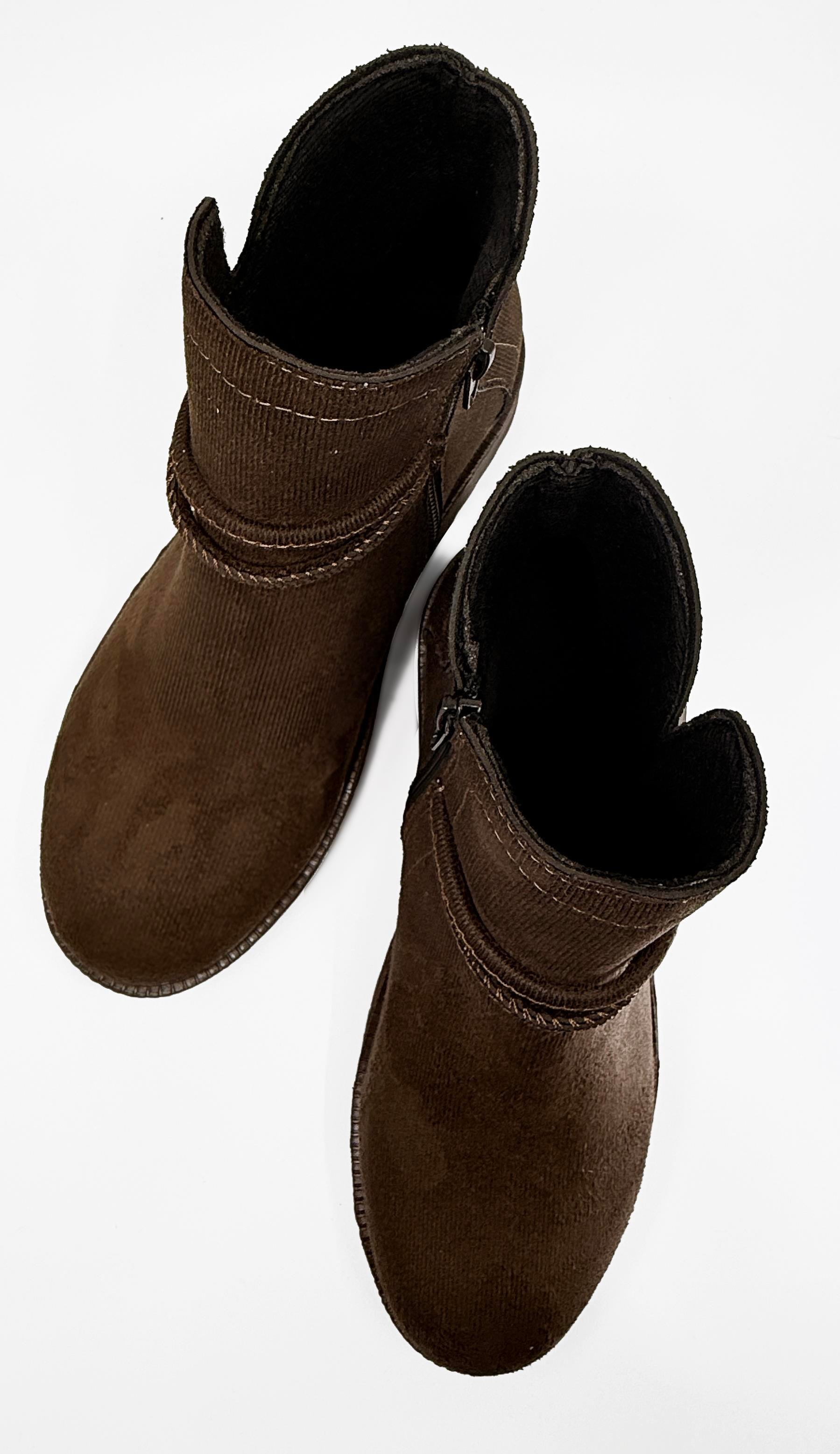 Sade Fermuarlı Aksesuarlı Düz Bot KAHVE SÜET