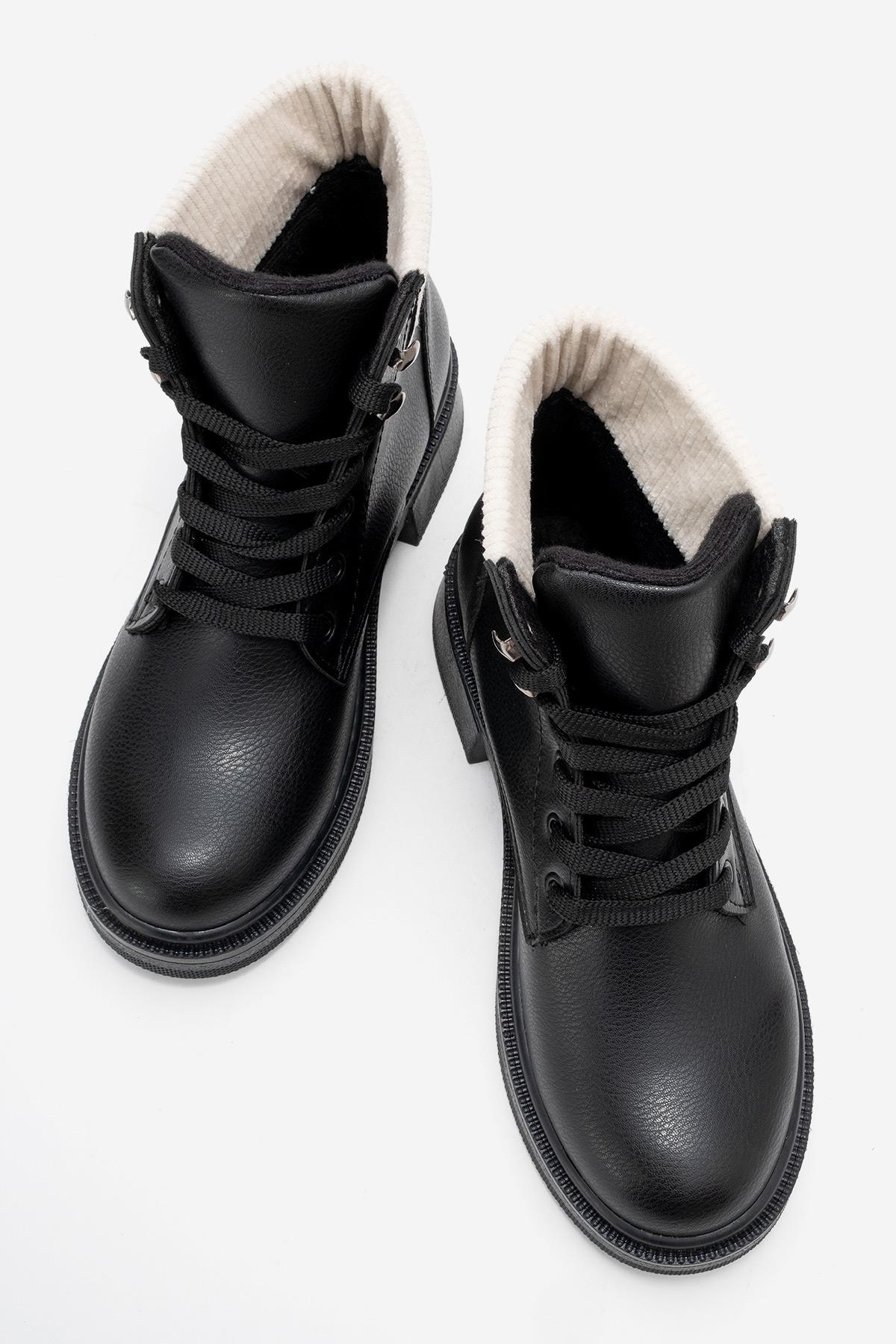 Sade Kadın Lastik Boğazlı Bot SİYAH CİLT