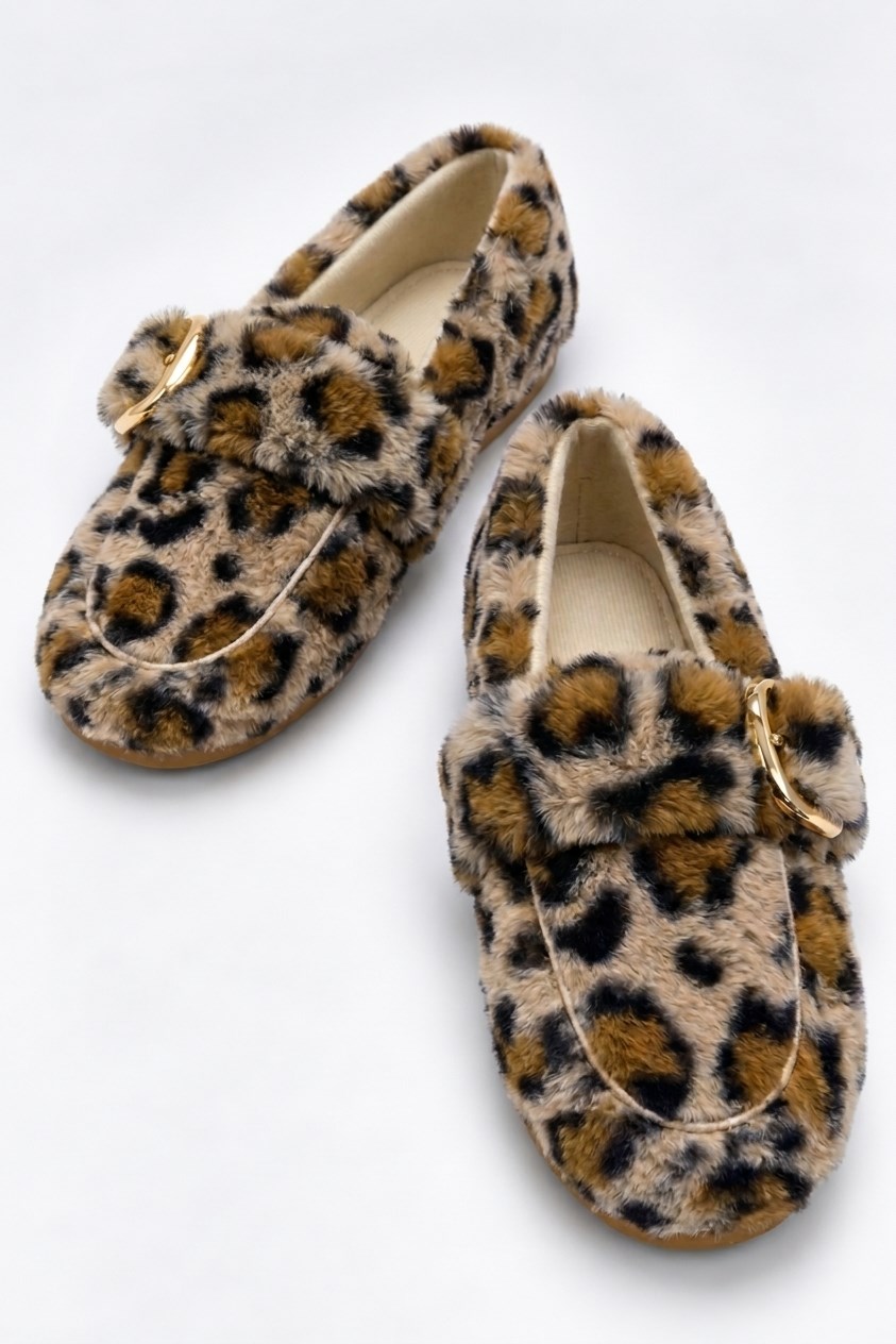 Tokalı Lastikli Ev Babeti LEOPAR