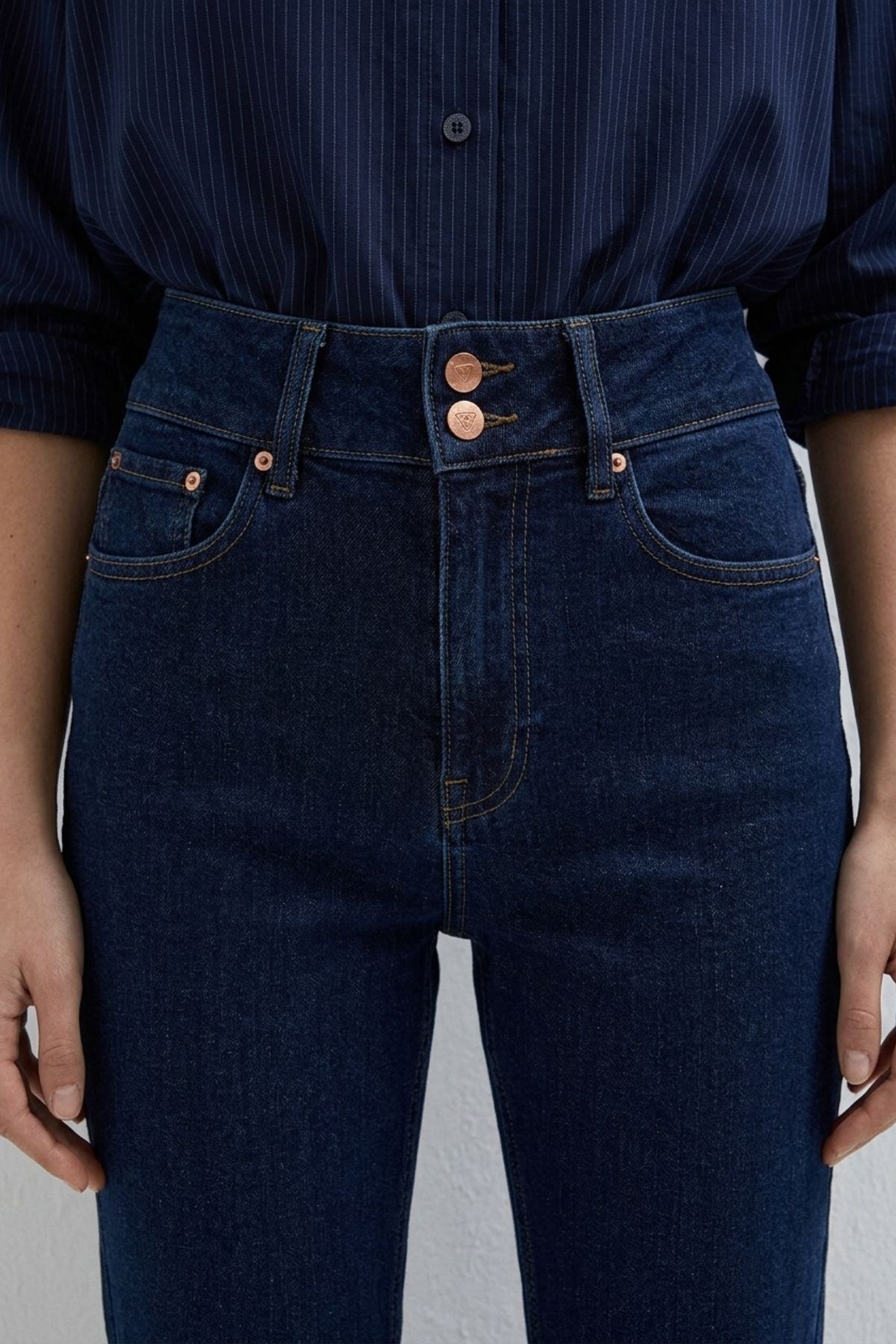 Pensli Geniş Kemerli Kot Pantolon 7151 Slaplı Lacivert Pantolon XLove Jeans 