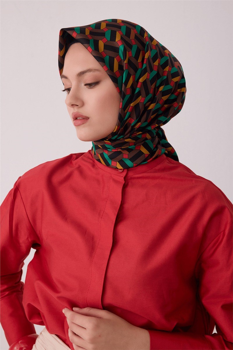 Belli 4407 Labirent Kareler Geometrik %100 Twill İpek Eşarp - Kahve Eşarp BELLI 