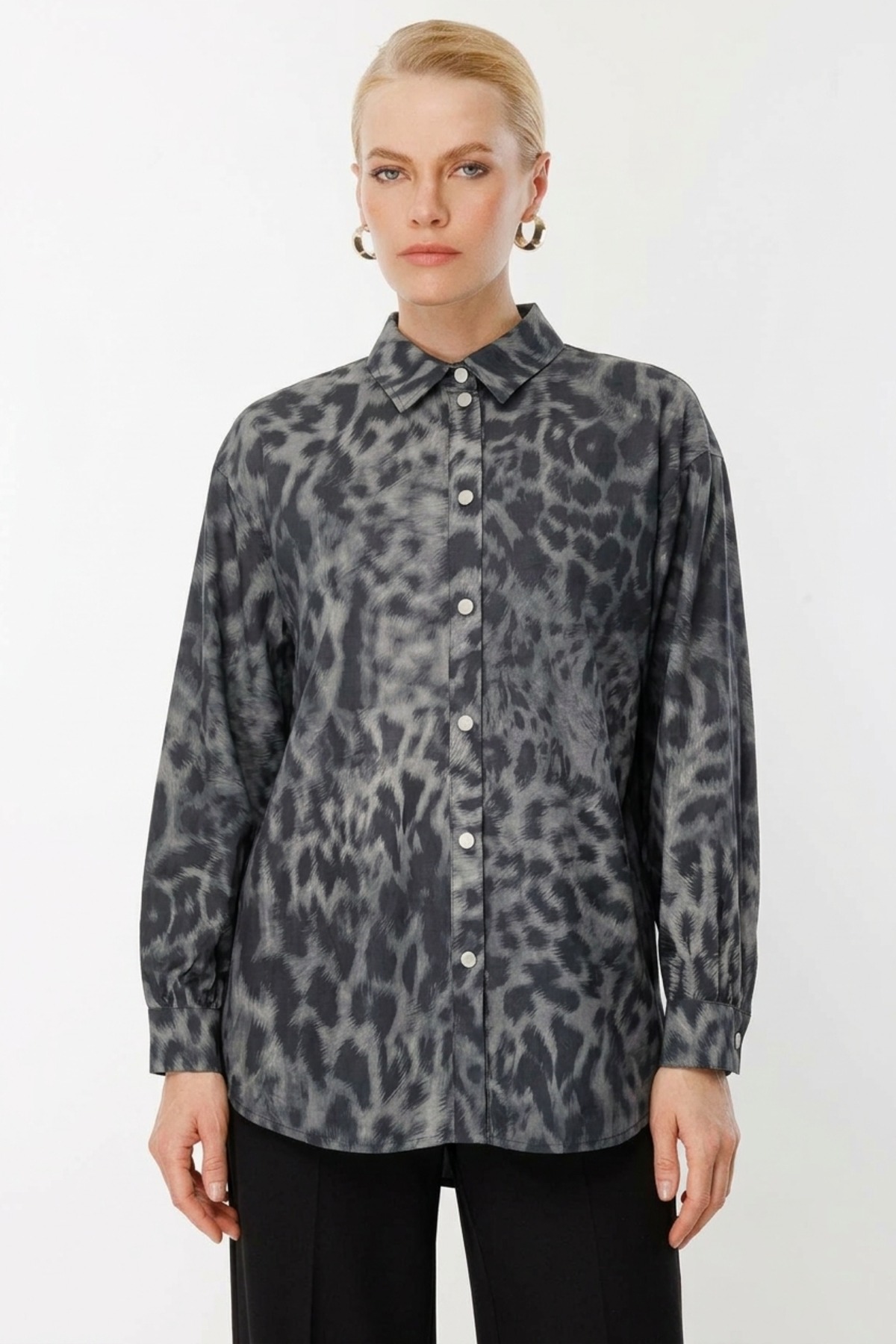 Ghisa Leopar Baskılı Gömlek Tunik 4520 Siyah Tunik GHİSA 