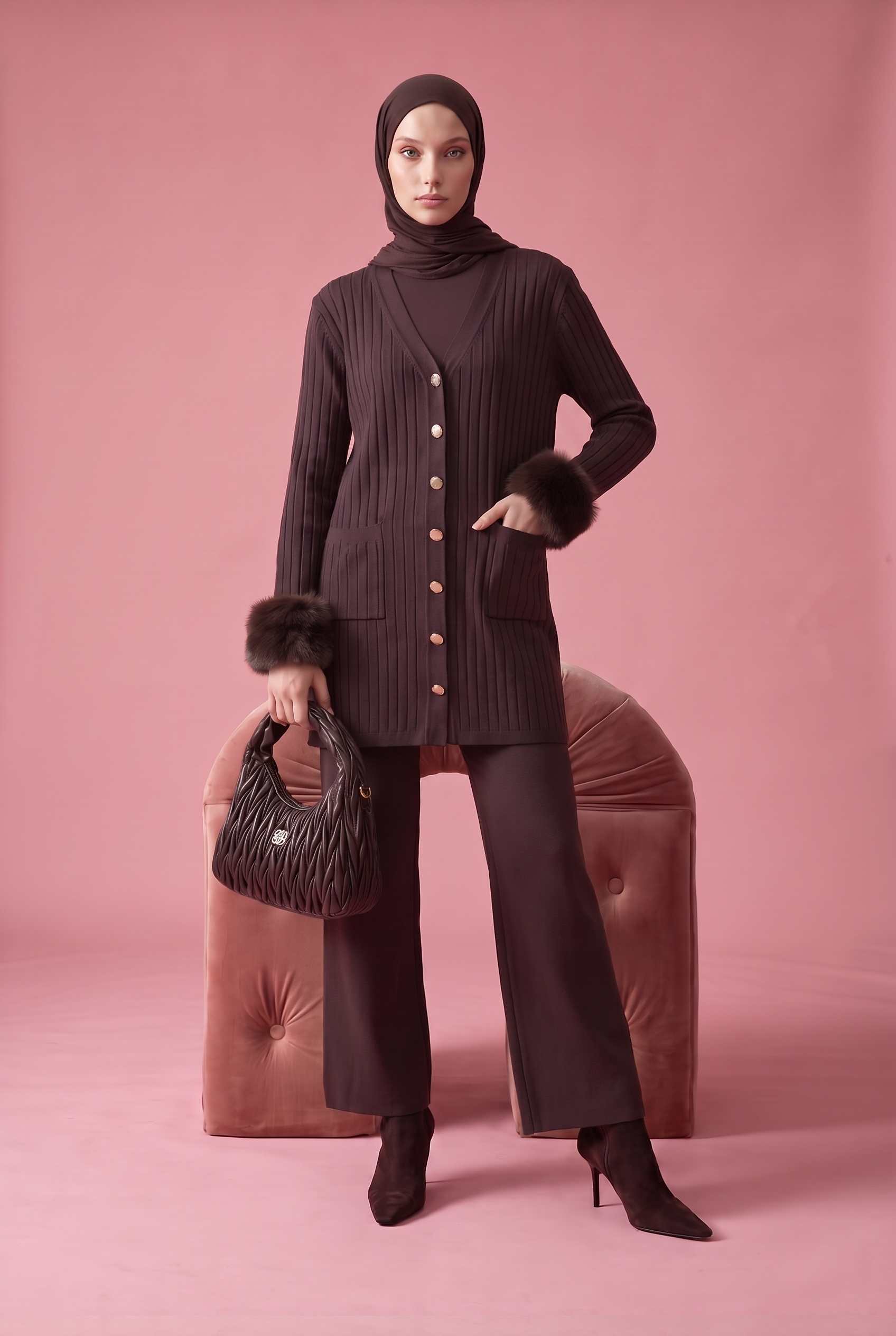 Armine Trend 26KAD607 Düğme Detay Kolu Peluş Pantolnlu Takım Kahverengi Takım ARMİNE TREND 