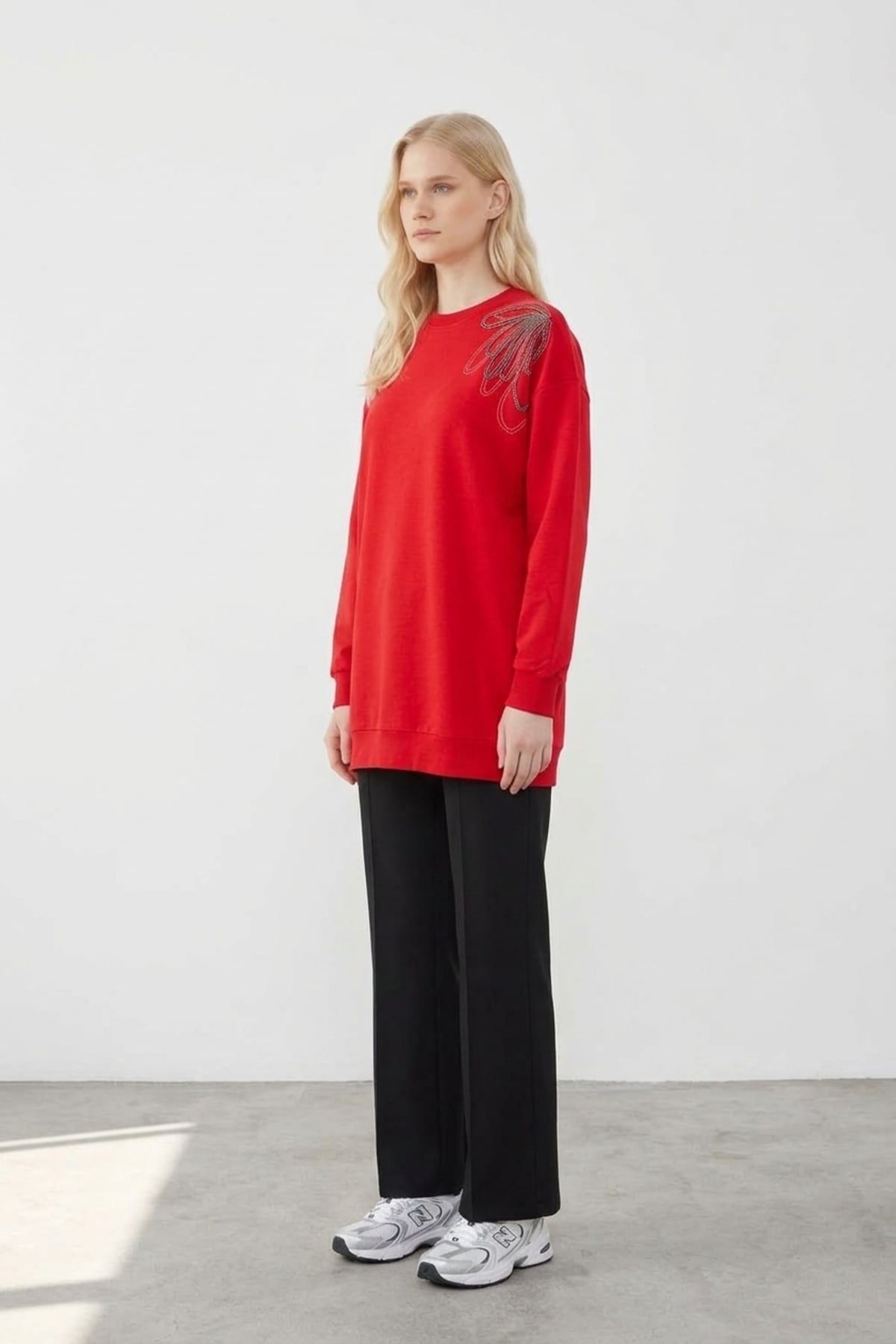 Tek Omuz İşlemeli İnce Sweat Tunik 3494 Kırmızı Tunik Ekrutex 