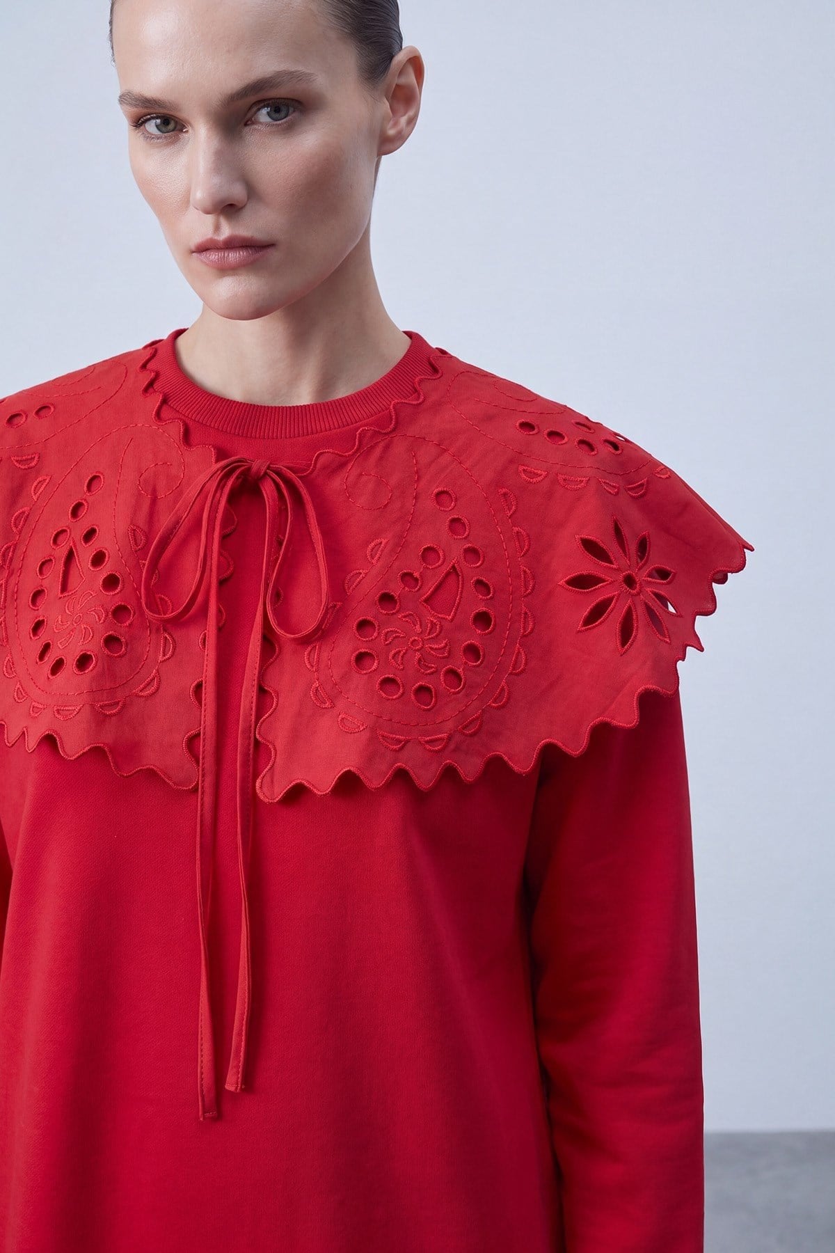 Yakası Güpür Detaylı Tunik 10820 Kırmızı Tunik PUANE 