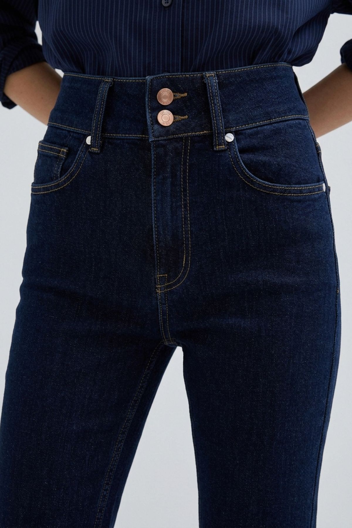 Pensli Geniş Kemerli Kot Pantolon 7151 Slaplı Lacivert Pantolon XLove Jeans 