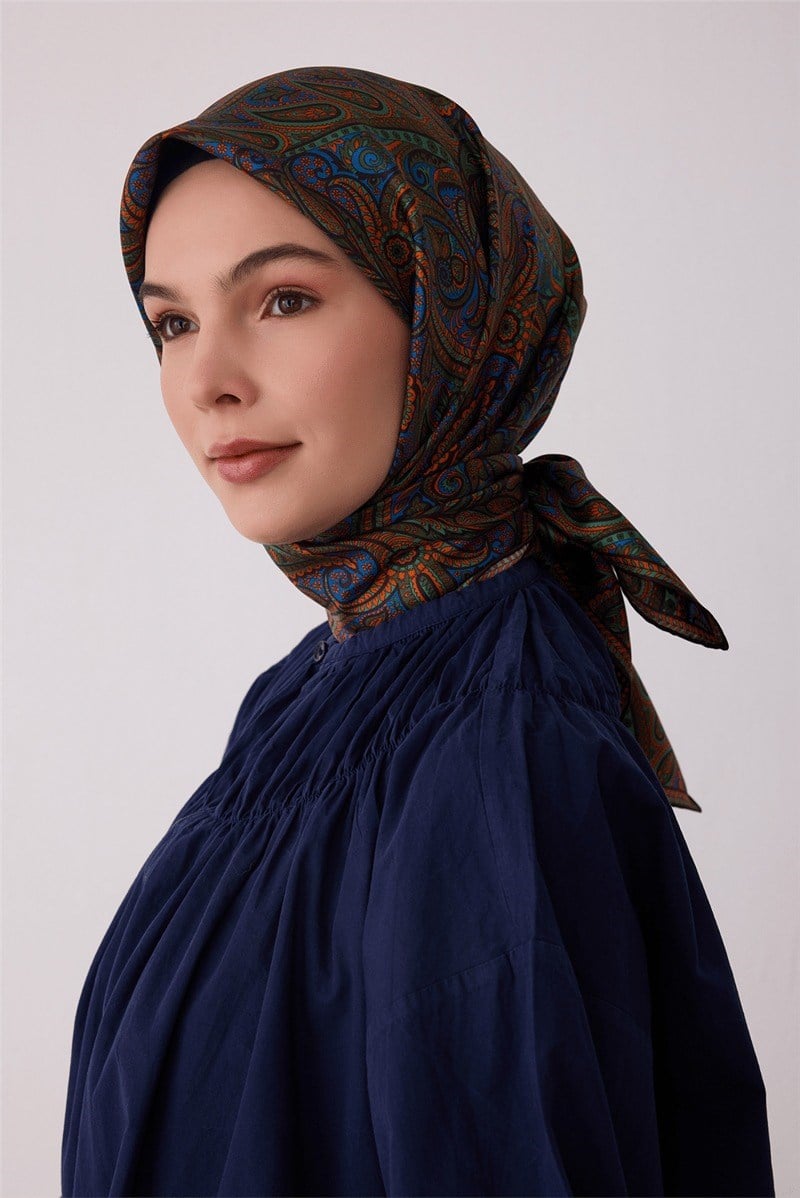 Belli 4404 Anadolu Kilim Etnik %100 Twill İpek Eşarp - Orman Yeşili Eşarp BELLI 