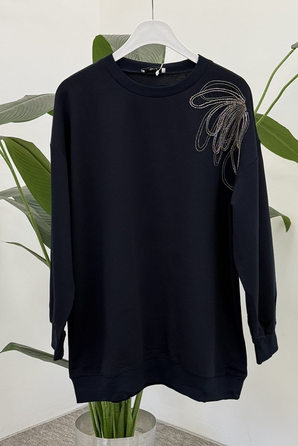 Tek Omuz İşlemeli İnce Sweat Tunik 3494 Lacivert Tunik Ekrutex 
