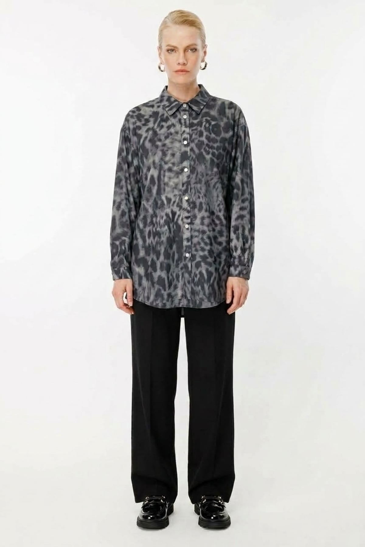 Ghisa Leopar Baskılı Gömlek Tunik 4520 Siyah Tunik GHİSA 