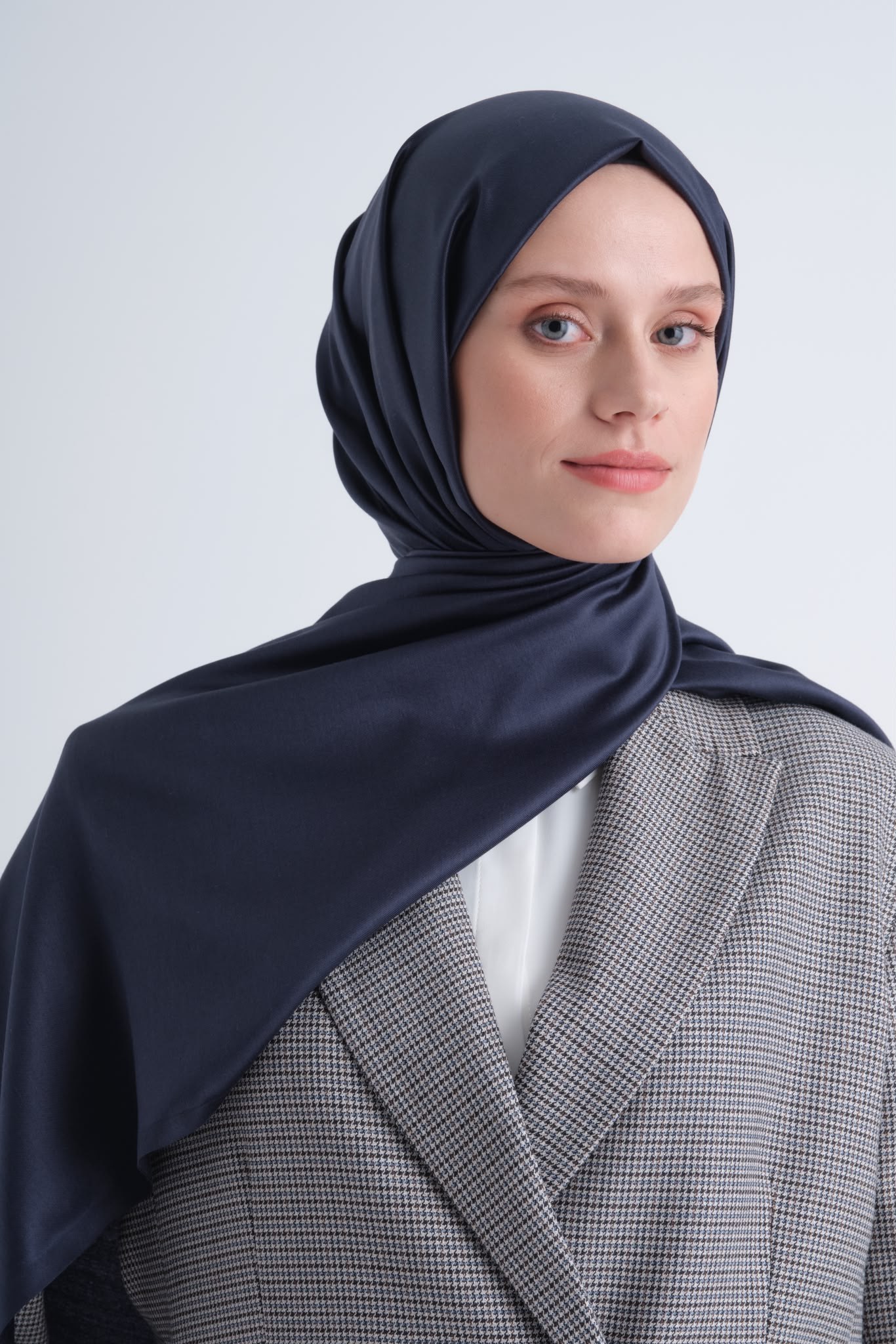 Armine Tımeless Şal 4490 Gece Mavisi Şal ARMİNE 