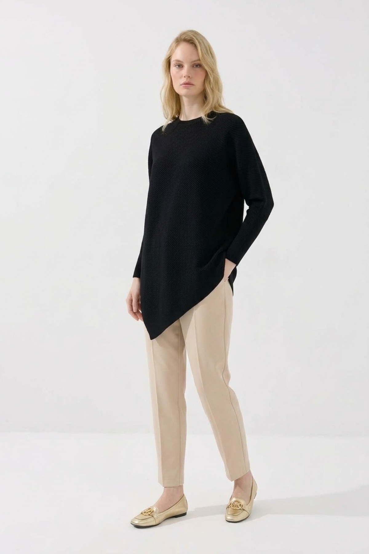 Yumuşak Dokulu Tunik 146019 Siyah Tunik NEFİSE 