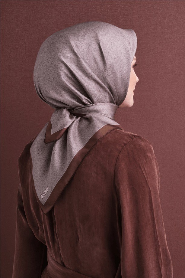 Armine 9601 Monogram Desen Saf İpek Twill Eşarp Taba Eşarp ARMİNE 