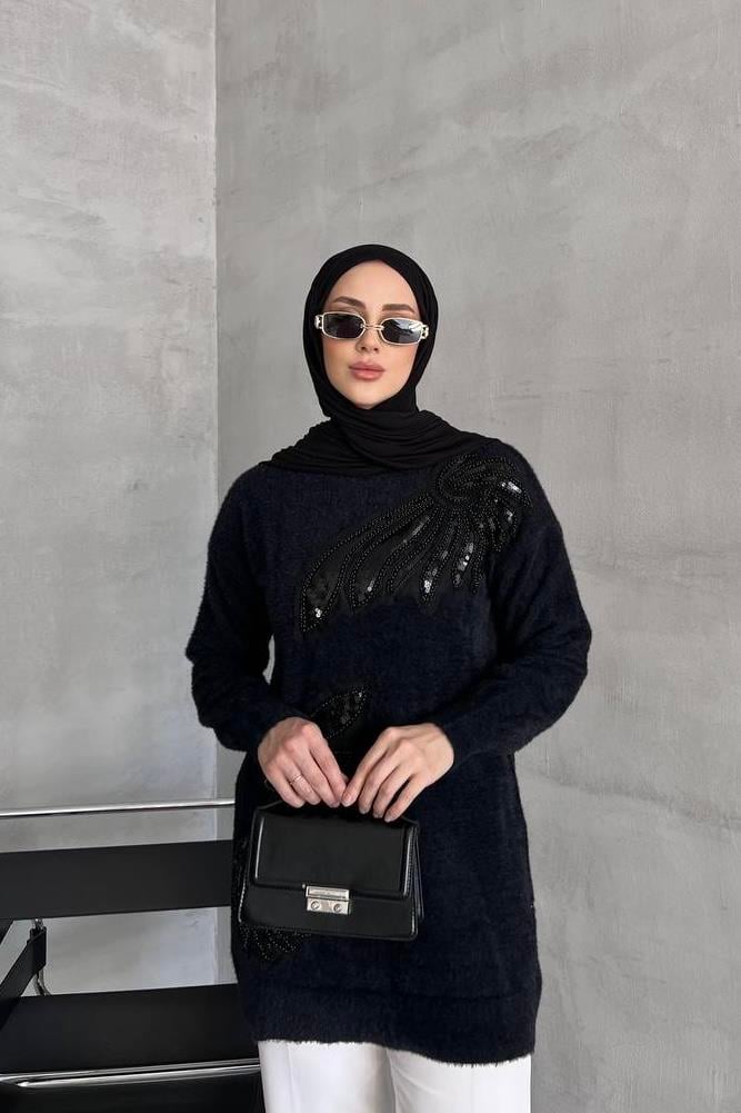 NEFİSE Angora Boncuklu Bisiklet Yaka Tunik 140297 - Siyah Angora Boncuklu Bisiklet Yaka Tunik 140297 - Siyah - Bilen Giyim Tunik 